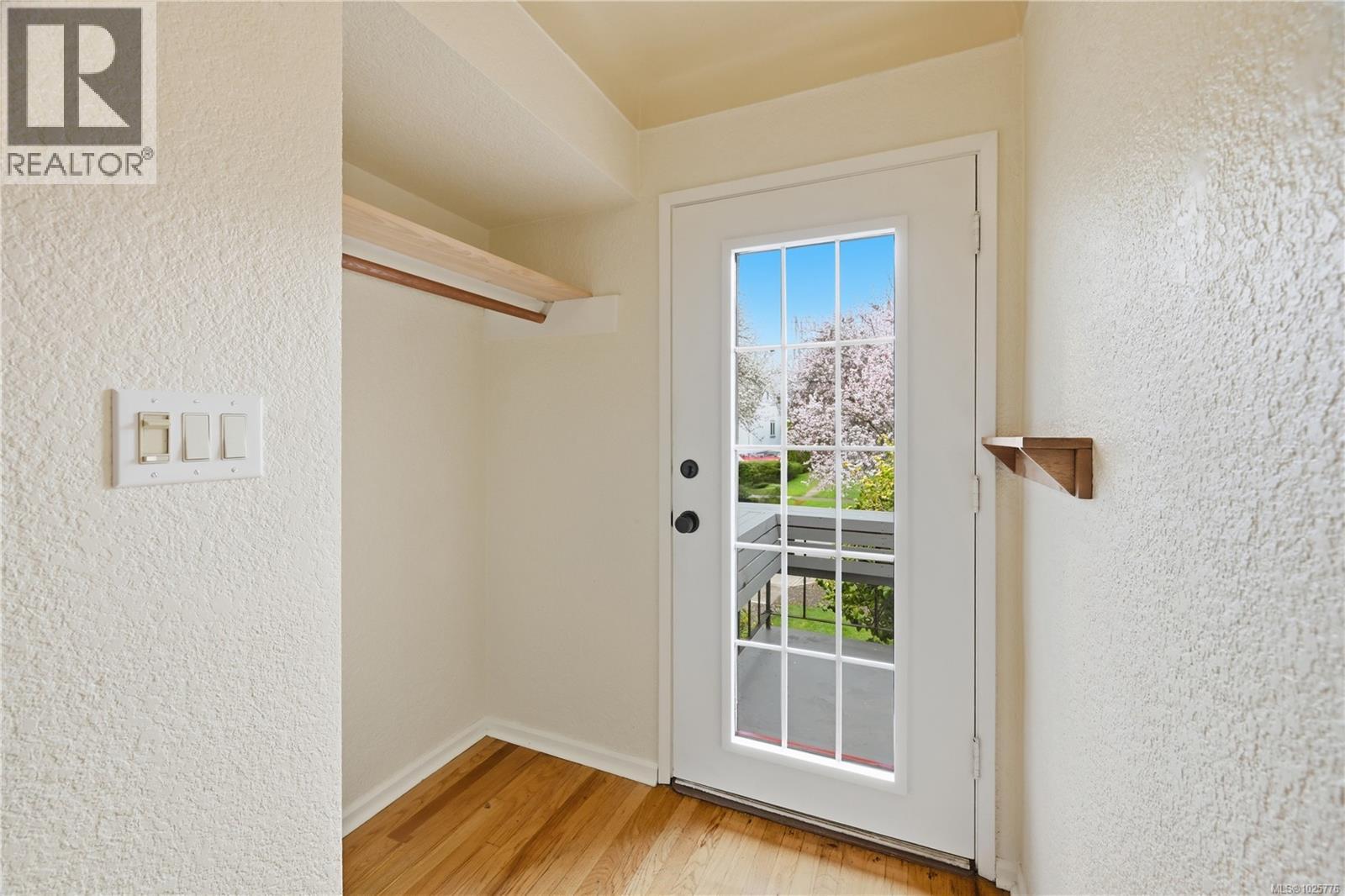 2535 Prior St, Victoria