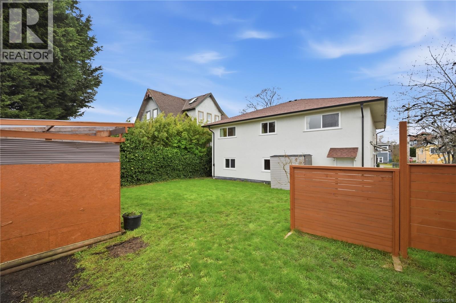 2535 Prior St, Victoria