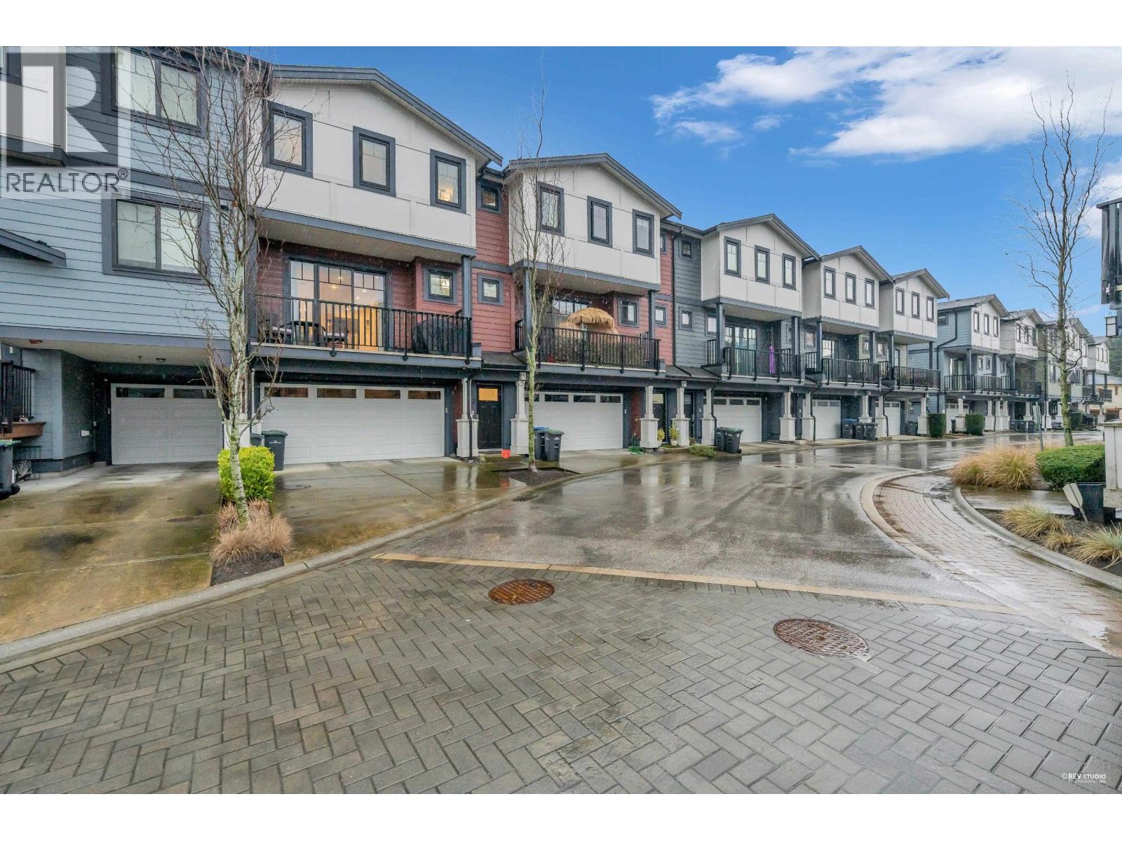 3 188 WOOD STREET, New Westminster