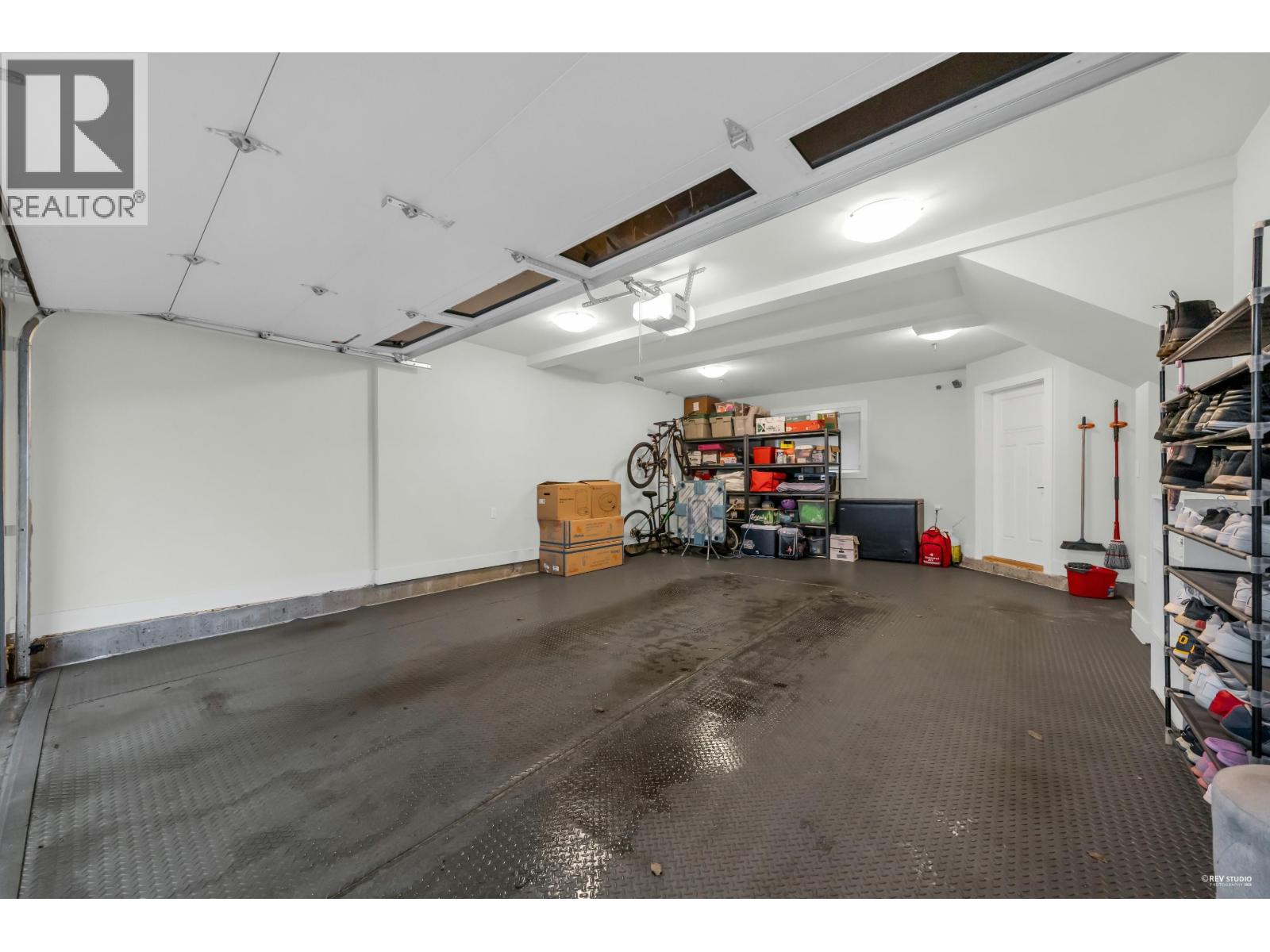 3 188 WOOD STREET, New Westminster