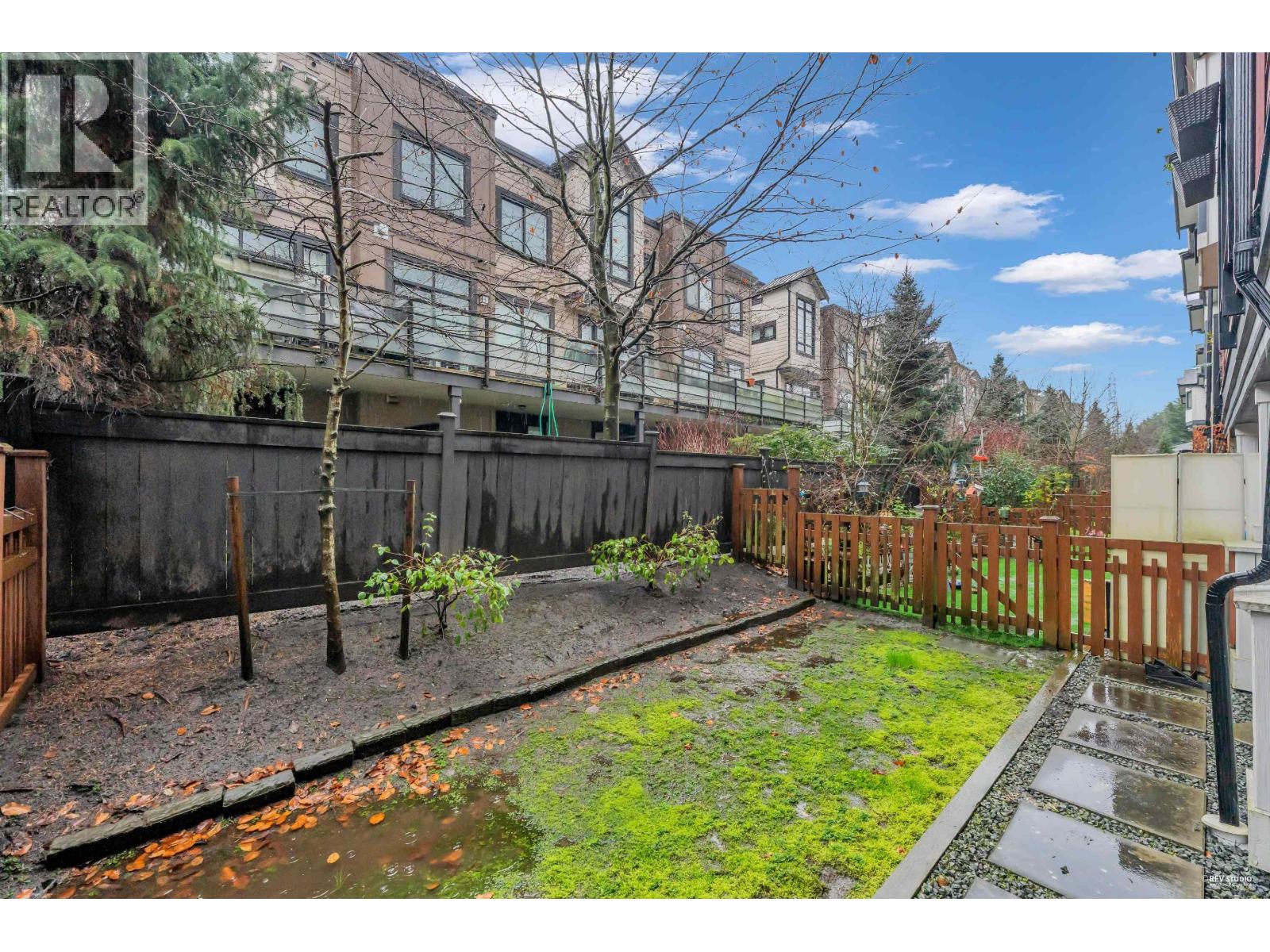 3 188 WOOD STREET, New Westminster