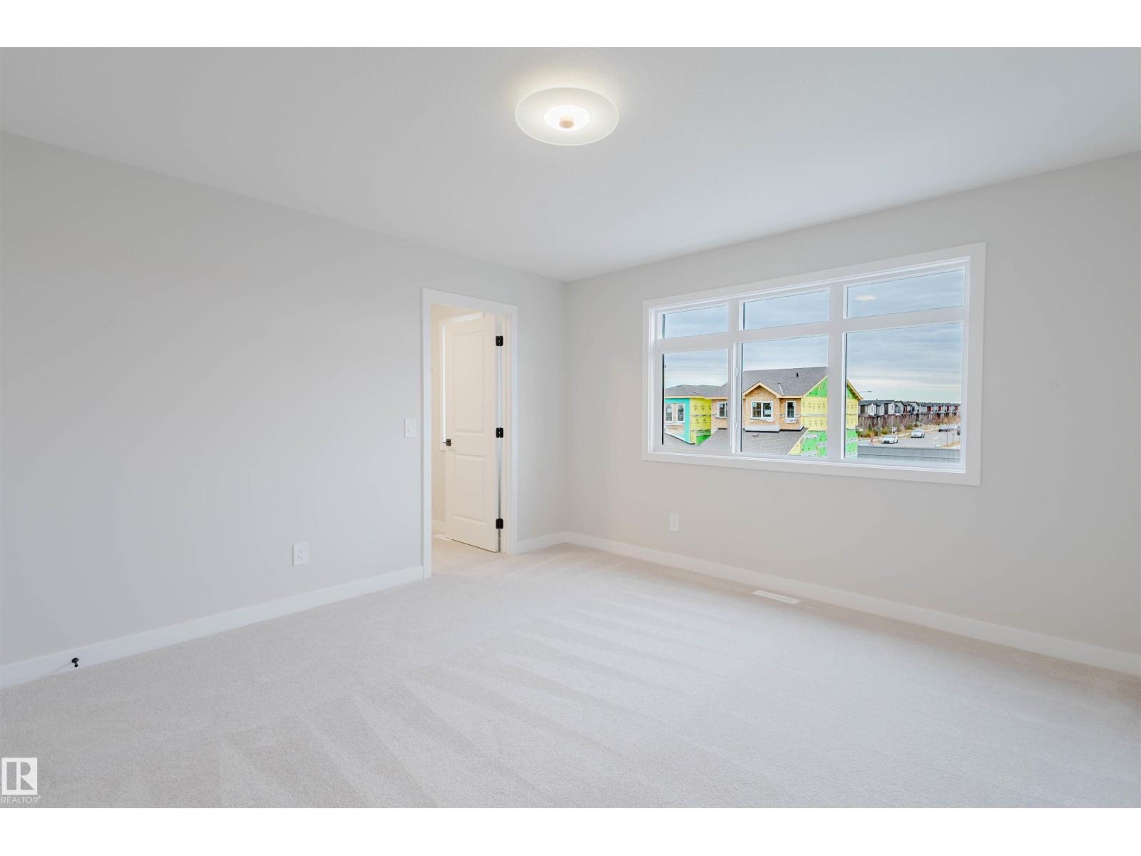 8292 Kiriak LO SW, Edmonton