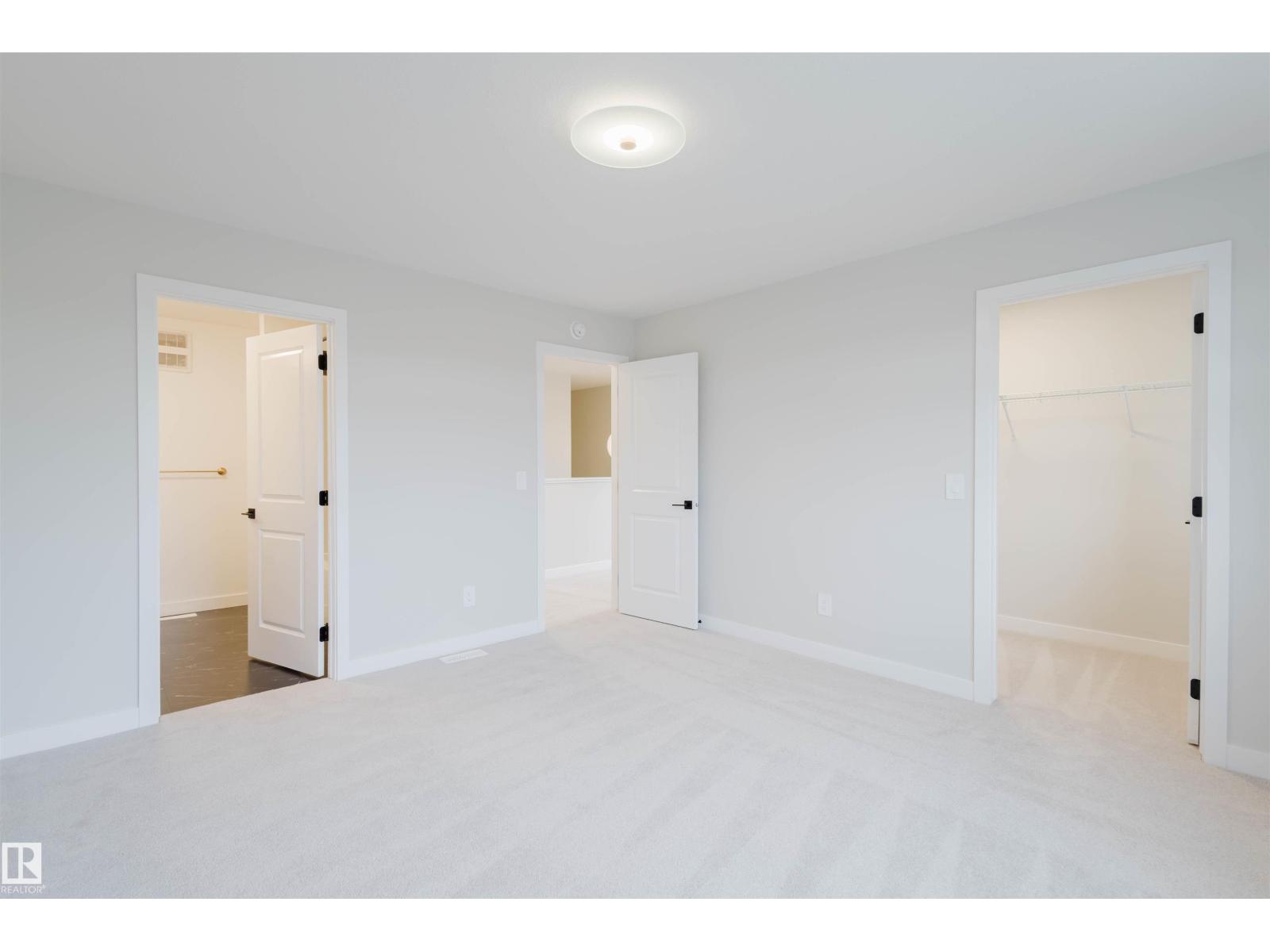 8292 Kiriak LO SW, Edmonton