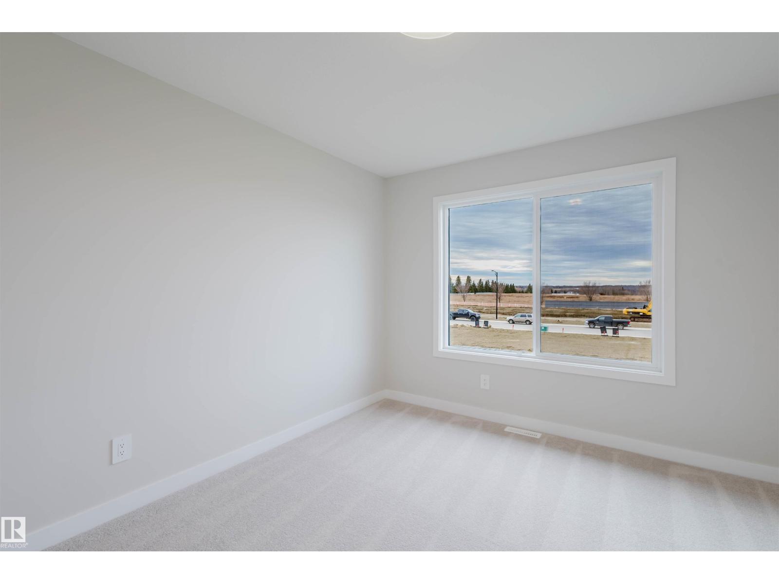 8292 Kiriak LO SW, Edmonton