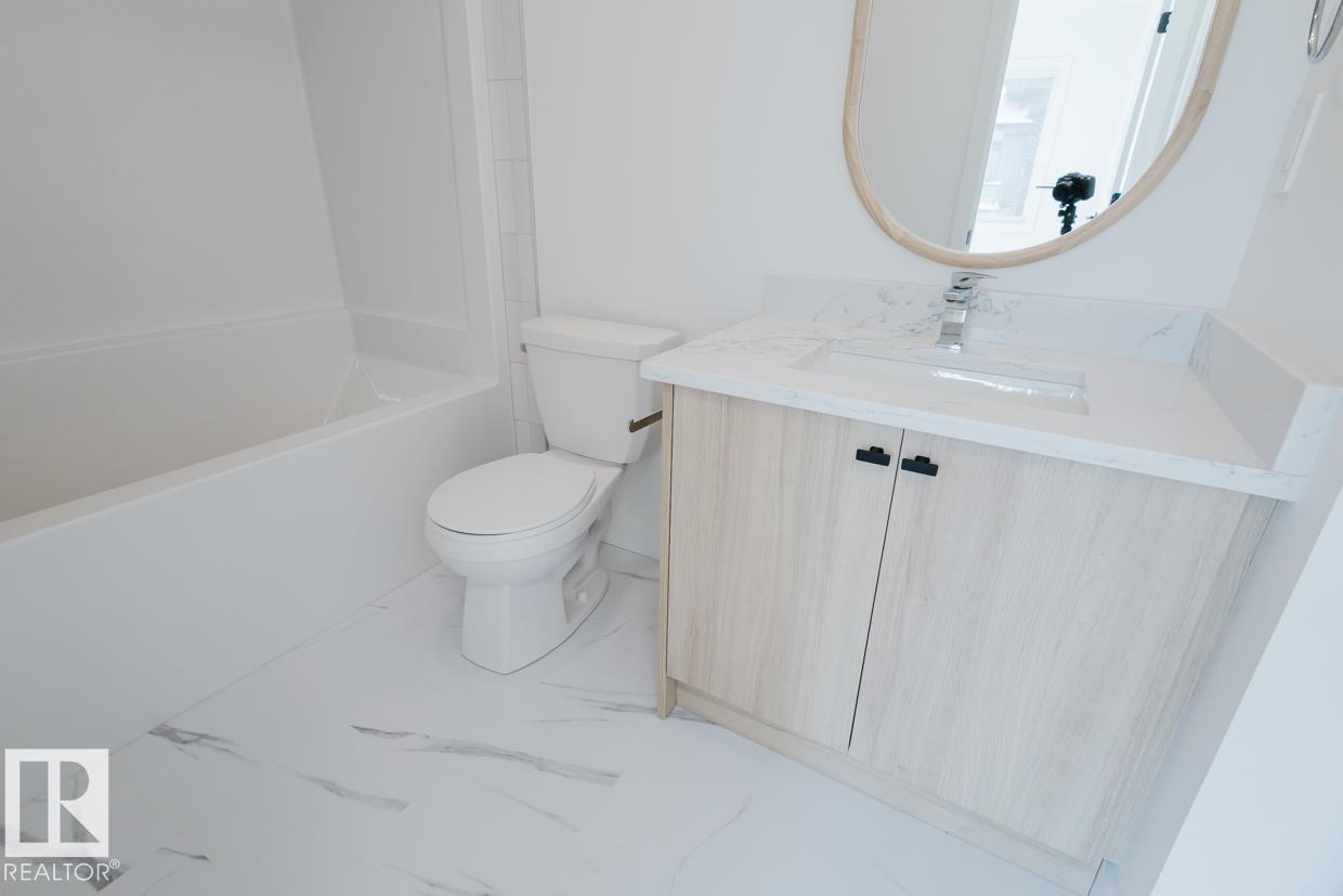 #40 16231 19 AV SW, Edmonton