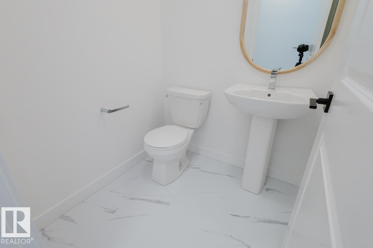 #40 16231 19 AV SW, Edmonton