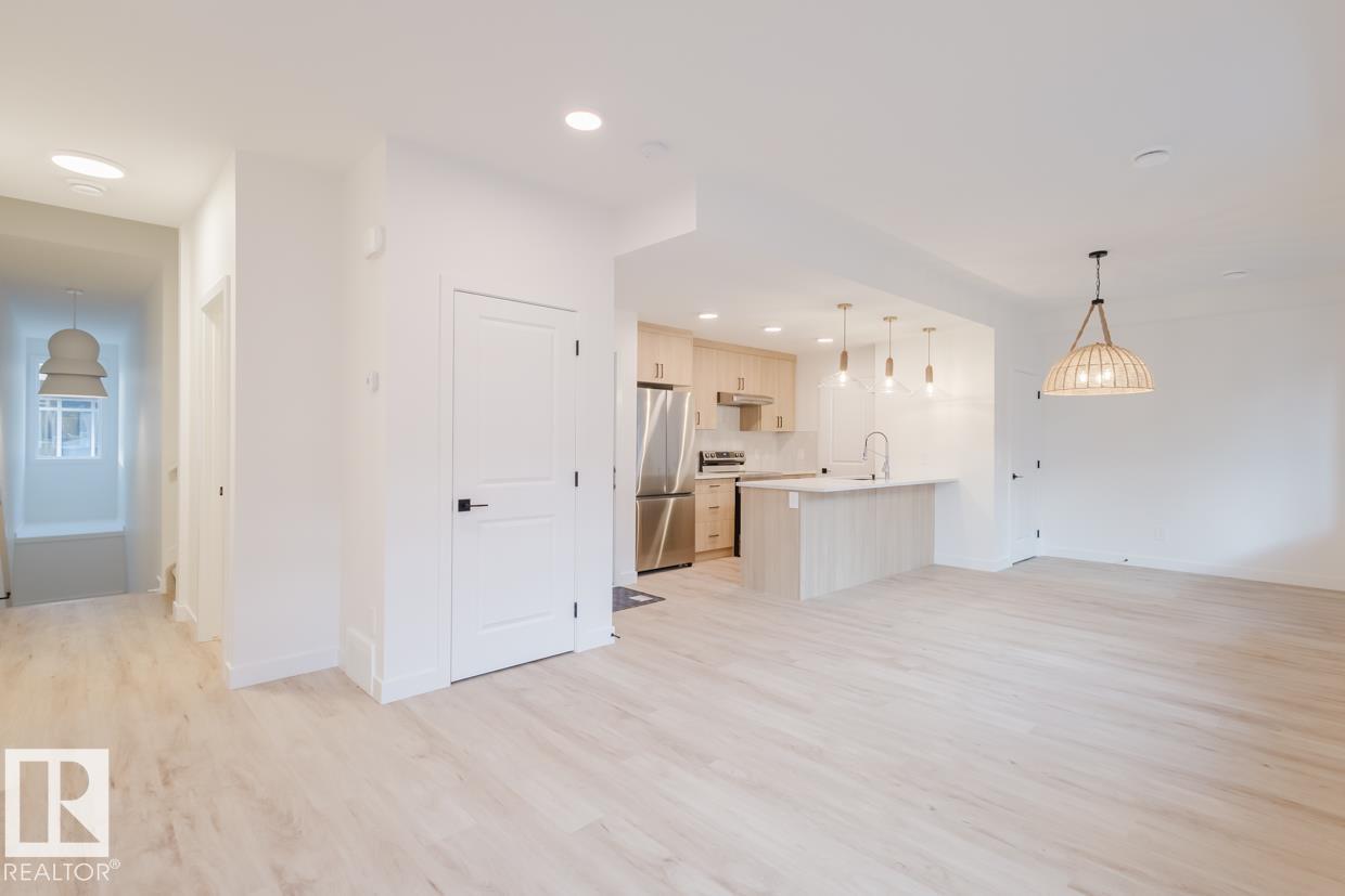 #40 16231 19 AV SW, Edmonton