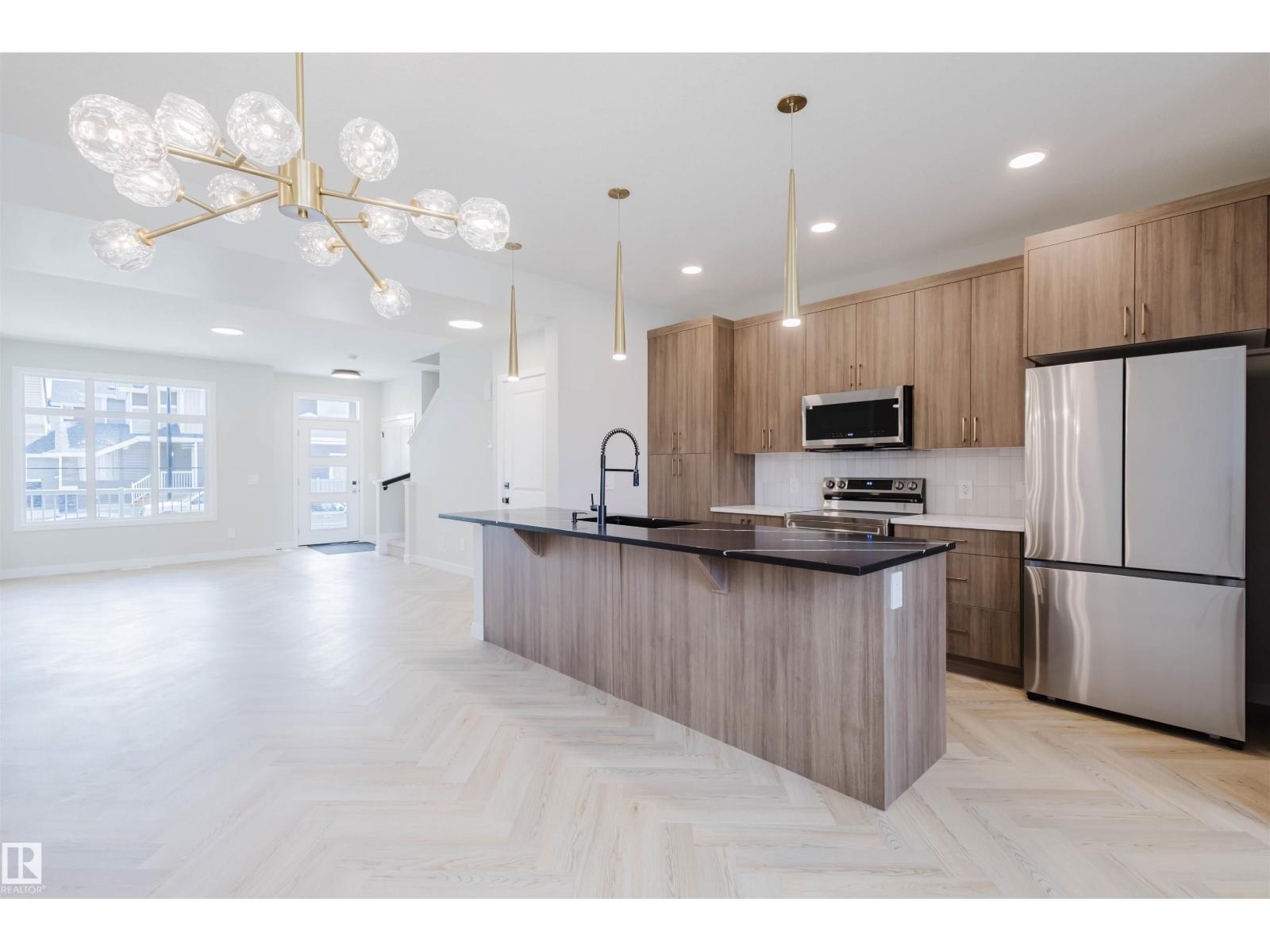 2114 CROSSBILL LN NW, Edmonton