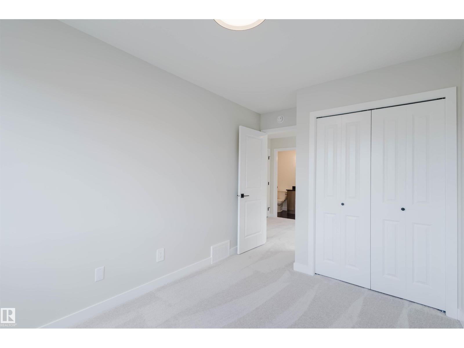 2114 CROSSBILL LN NW, Edmonton