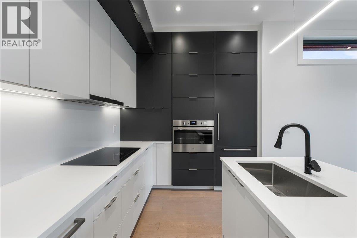 103 1518 HATTON AVENUE, Burnaby