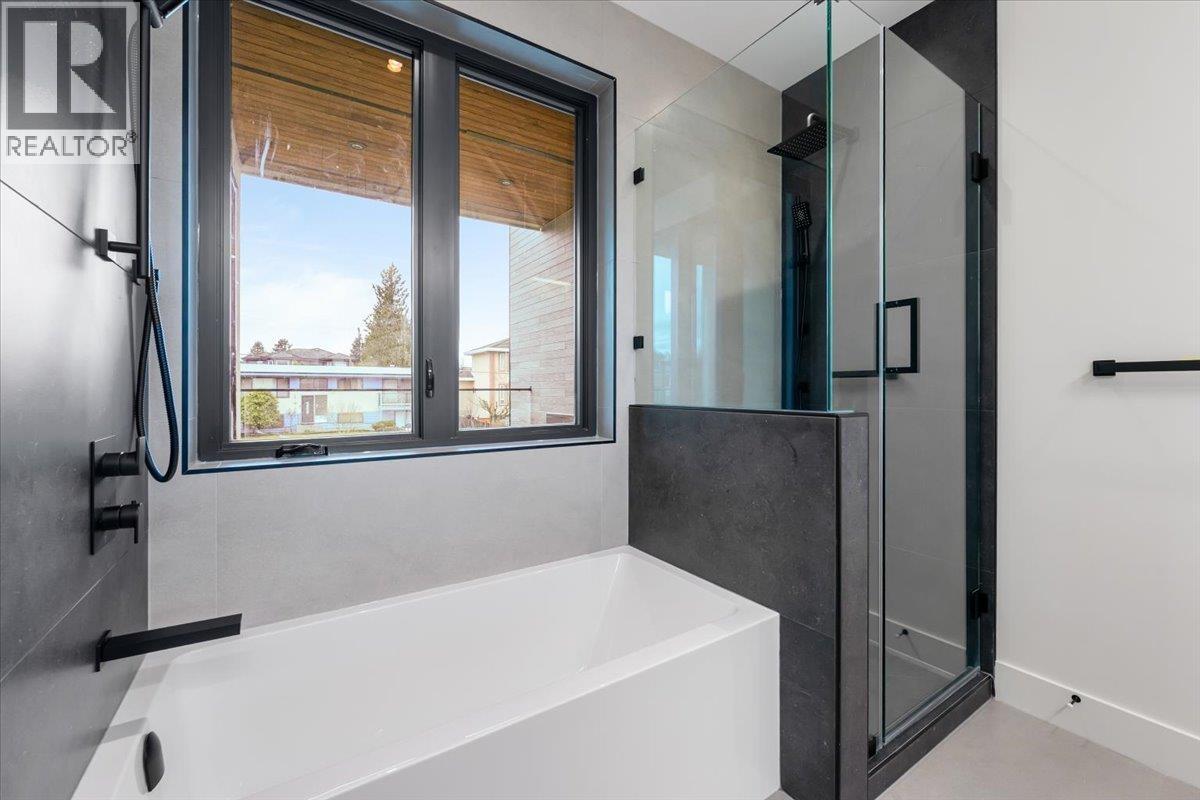 103 1518 HATTON AVENUE, Burnaby