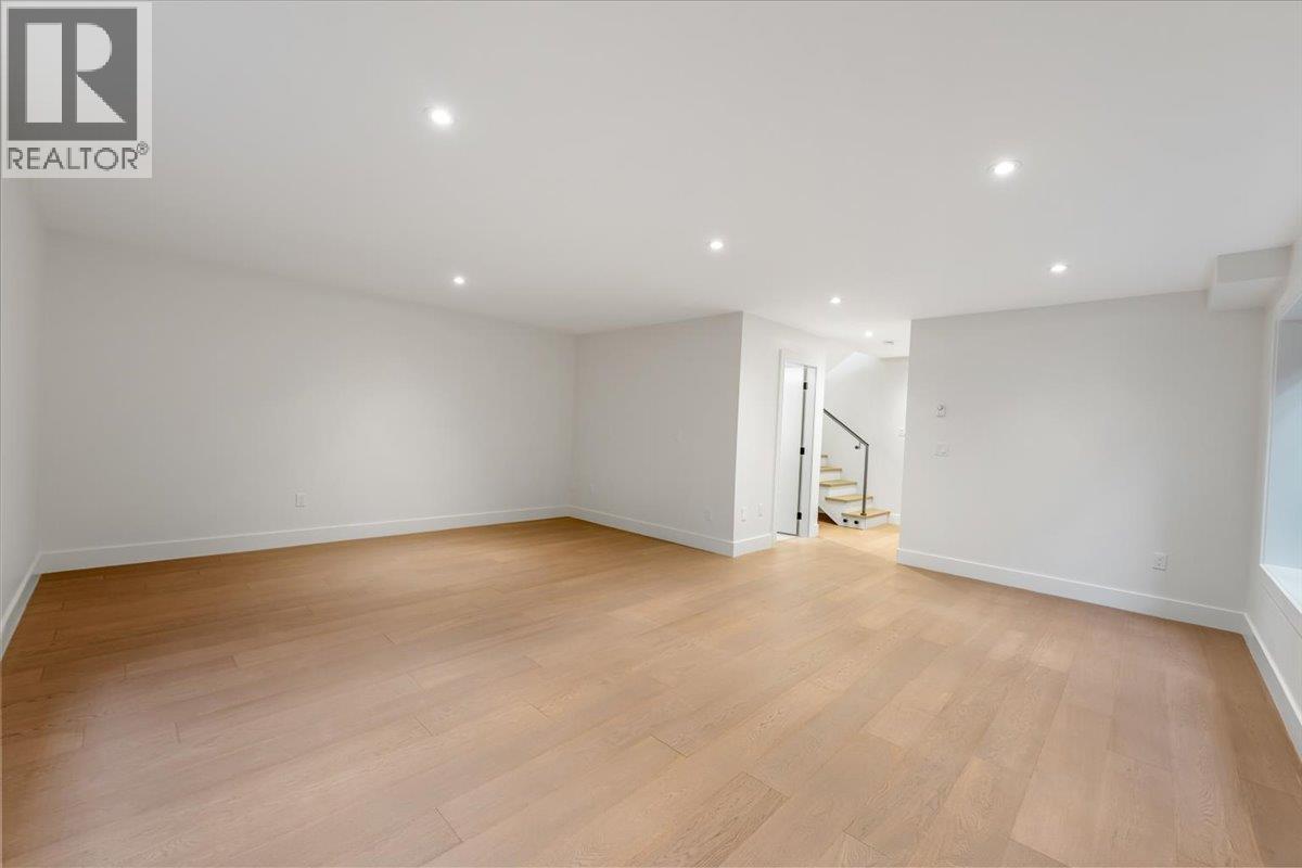 103 1518 HATTON AVENUE, Burnaby