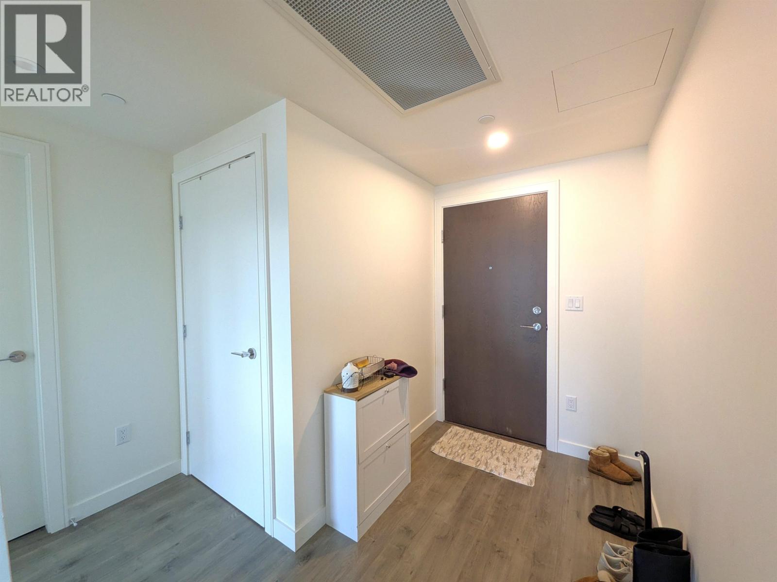 902 200 KLAHANIE COURT, West Vancouver