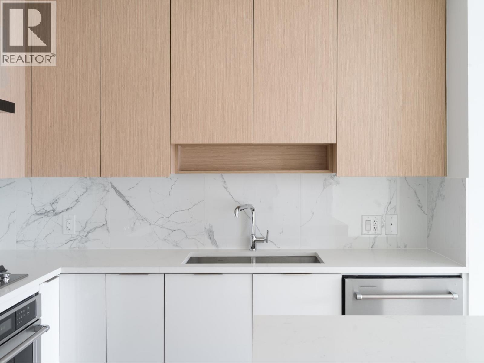 2207 699 WHITING WAY, Coquitlam