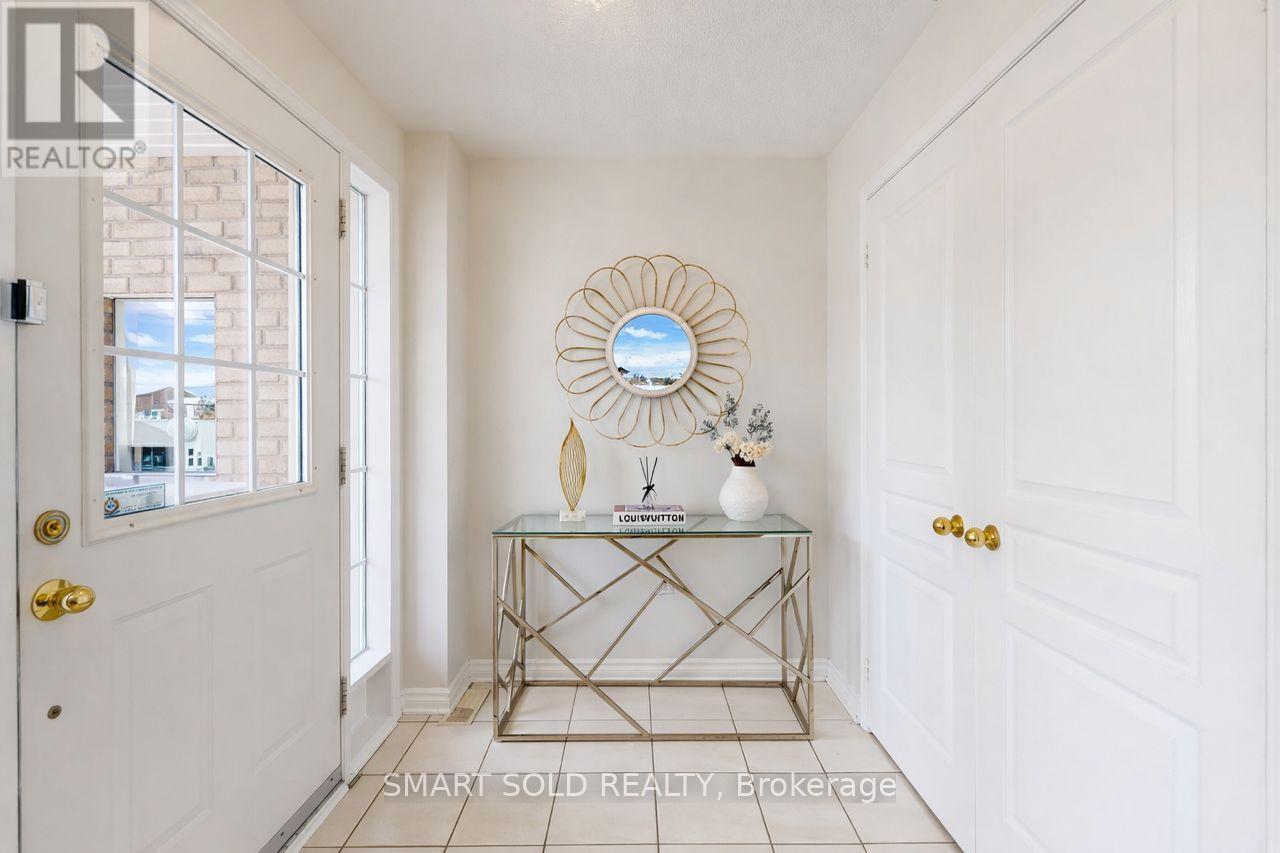 704 Castlemore photo 3