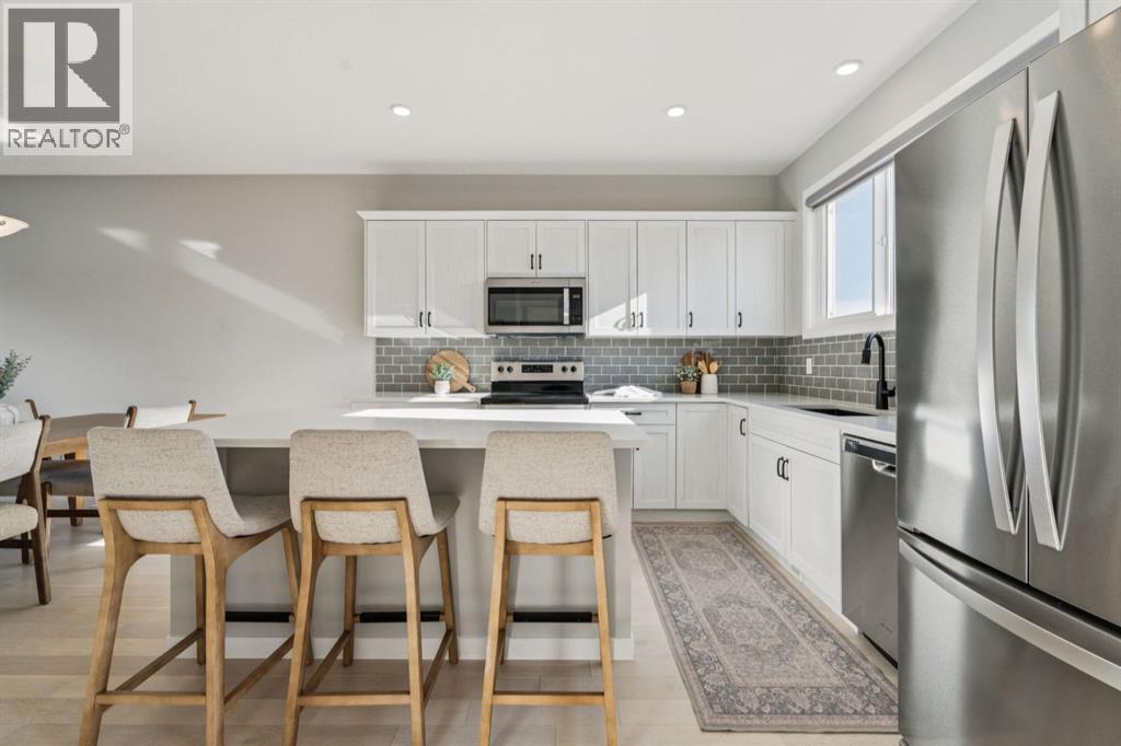 22 Precedence Glen, Cochrane