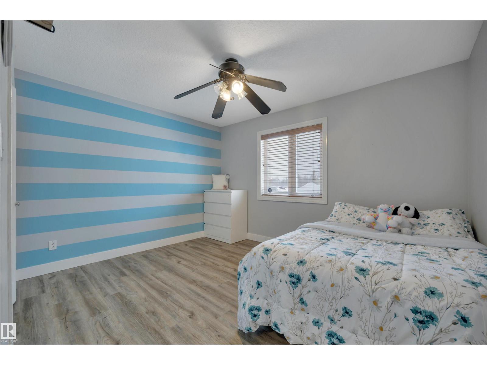 6 HIGHLAND CO, Sherwood Park