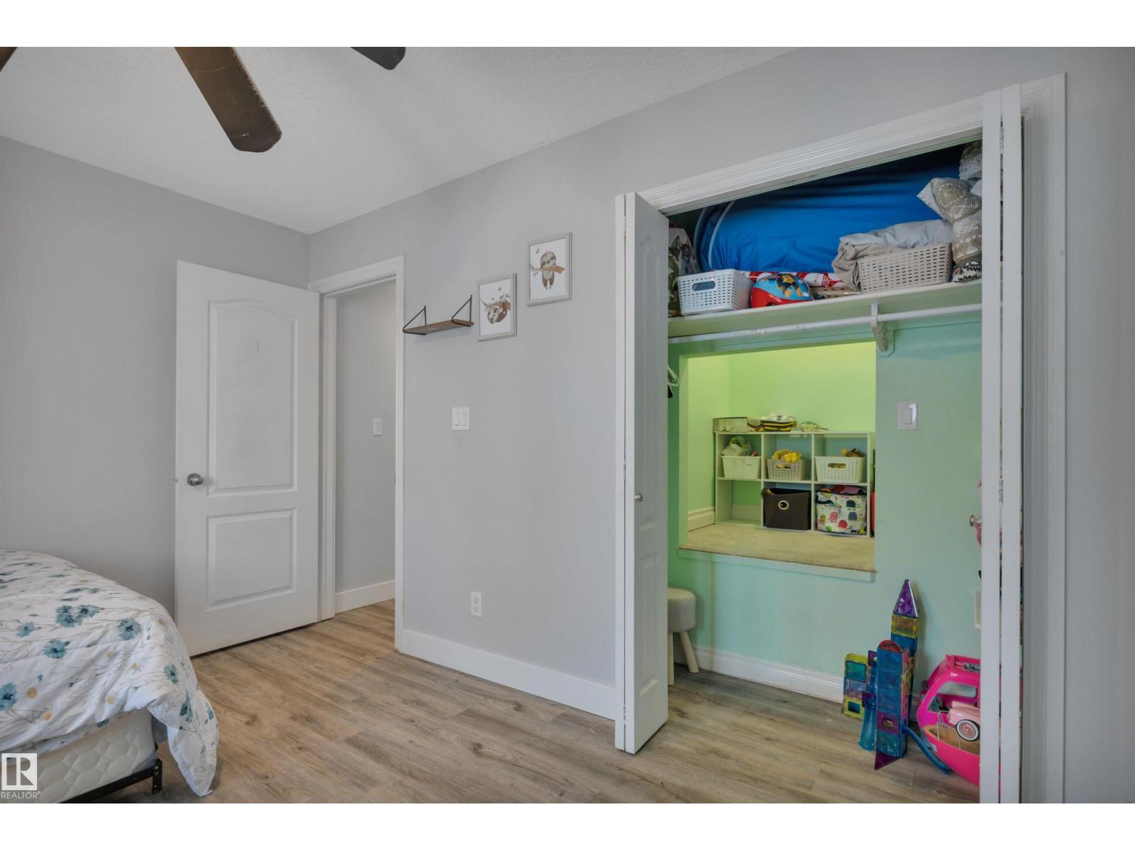 6 HIGHLAND CO, Sherwood Park