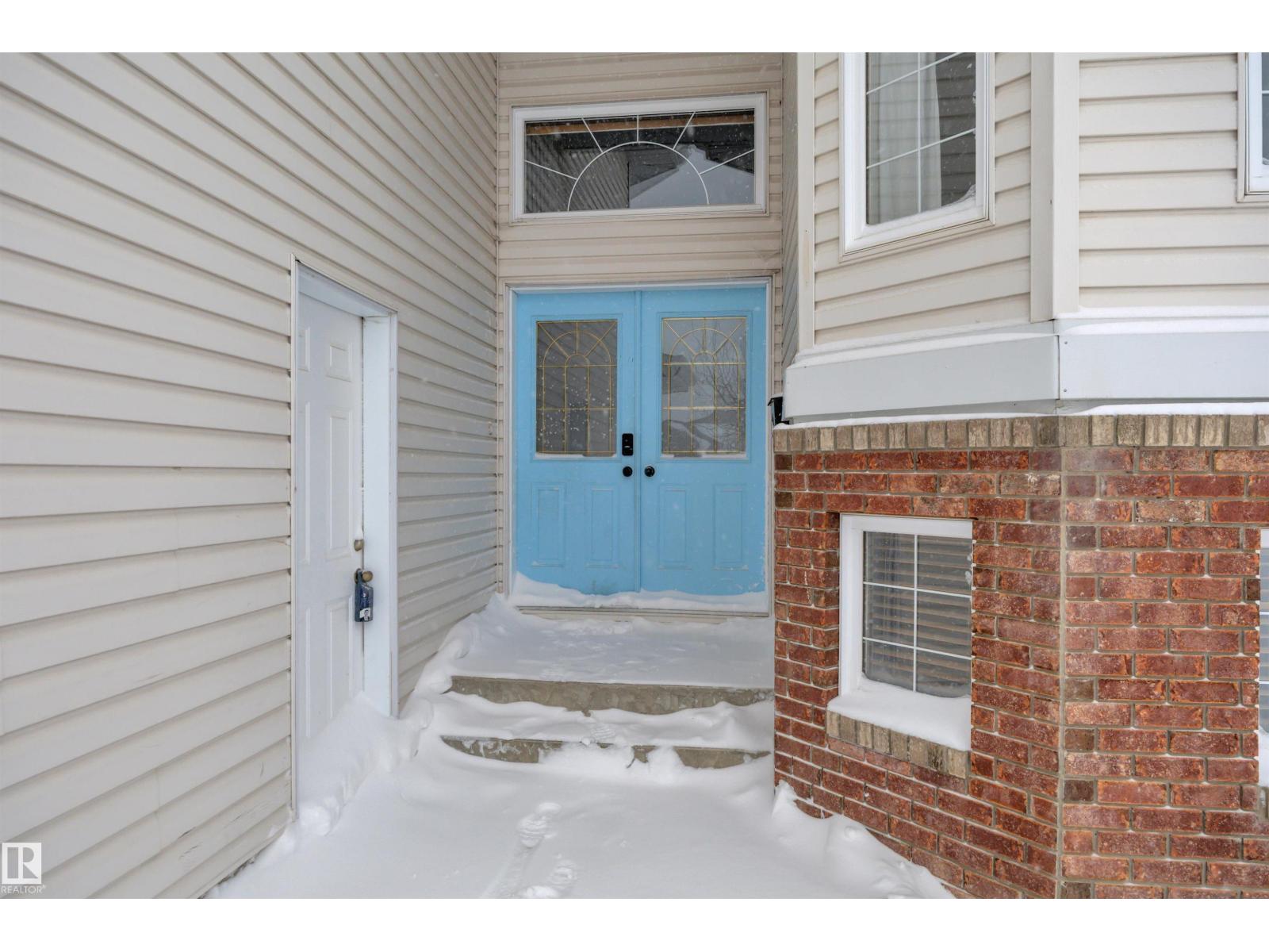 6 HIGHLAND CO, Sherwood Park