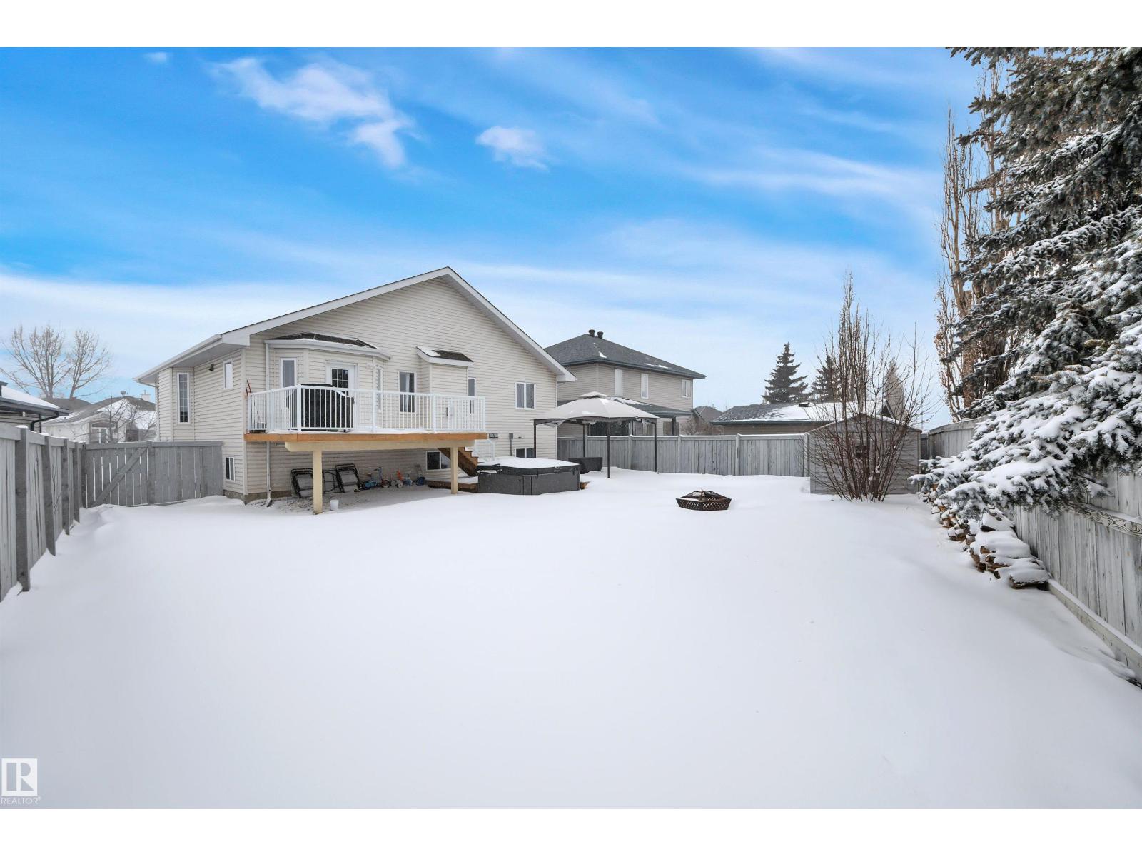 6 HIGHLAND CO, Sherwood Park
