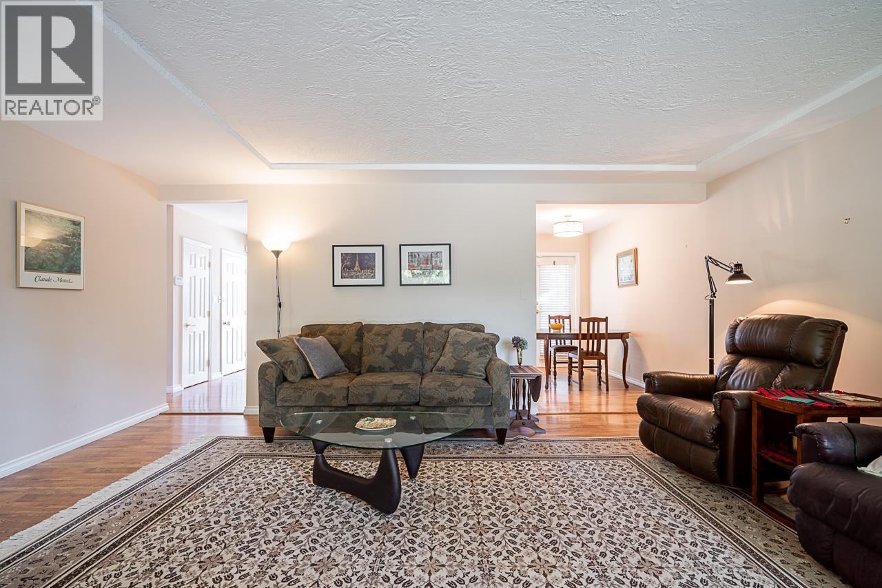 3726 SEFTON STREET, Port Coquitlam