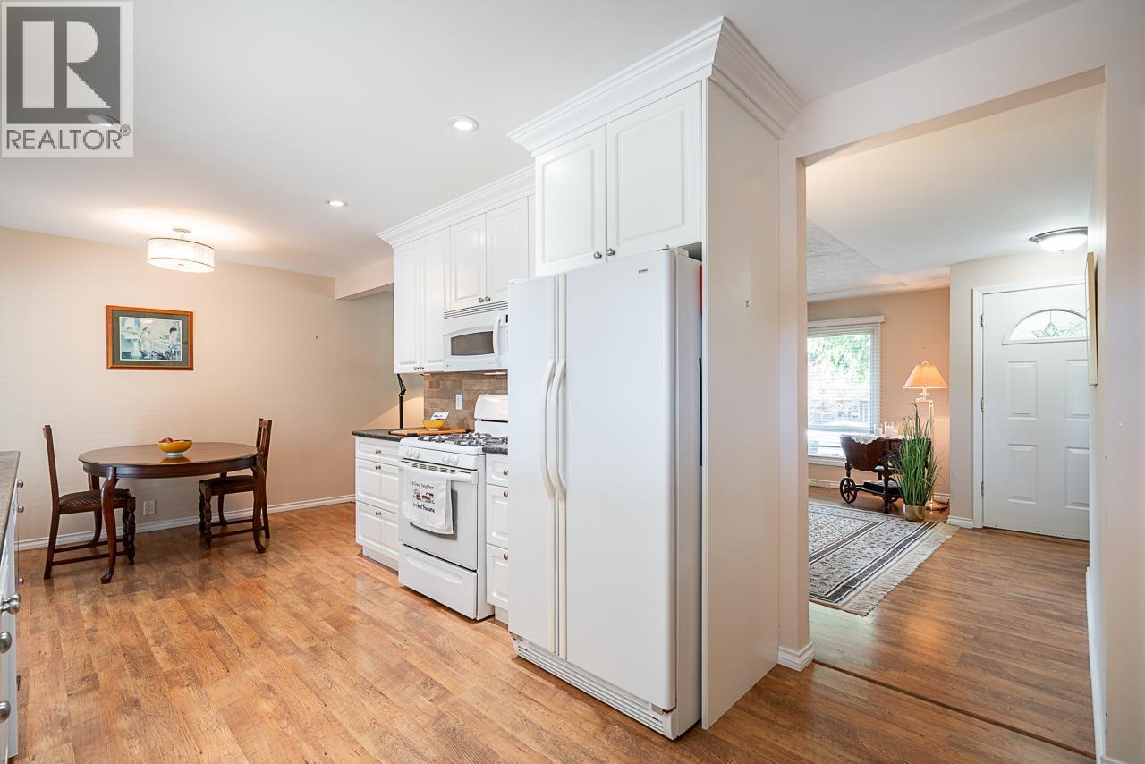 3726 SEFTON STREET, Port Coquitlam