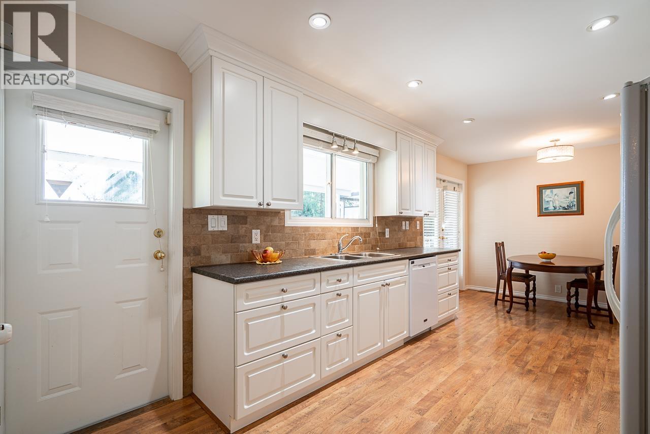 3726 SEFTON STREET, Port Coquitlam