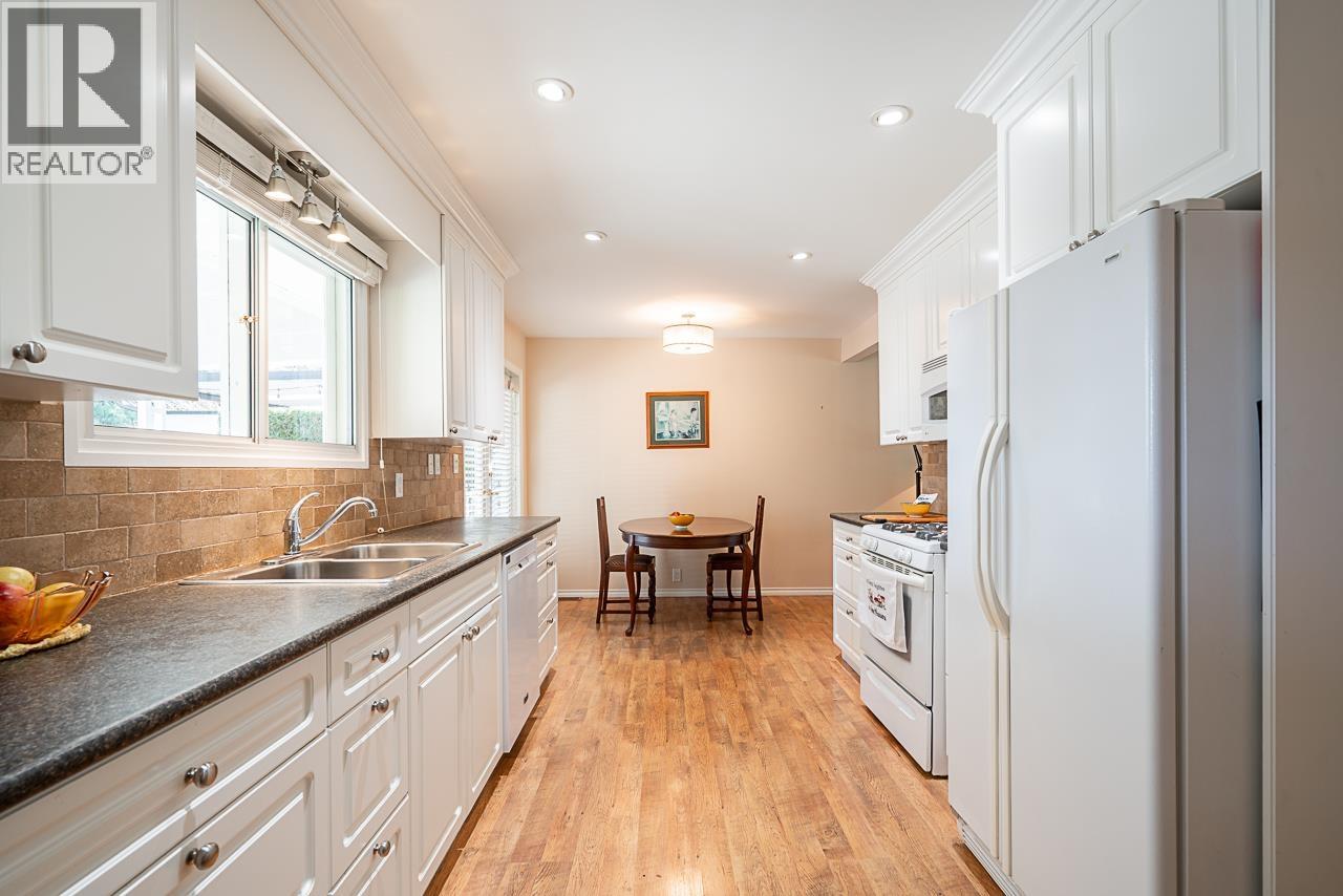 3726 SEFTON STREET, Port Coquitlam