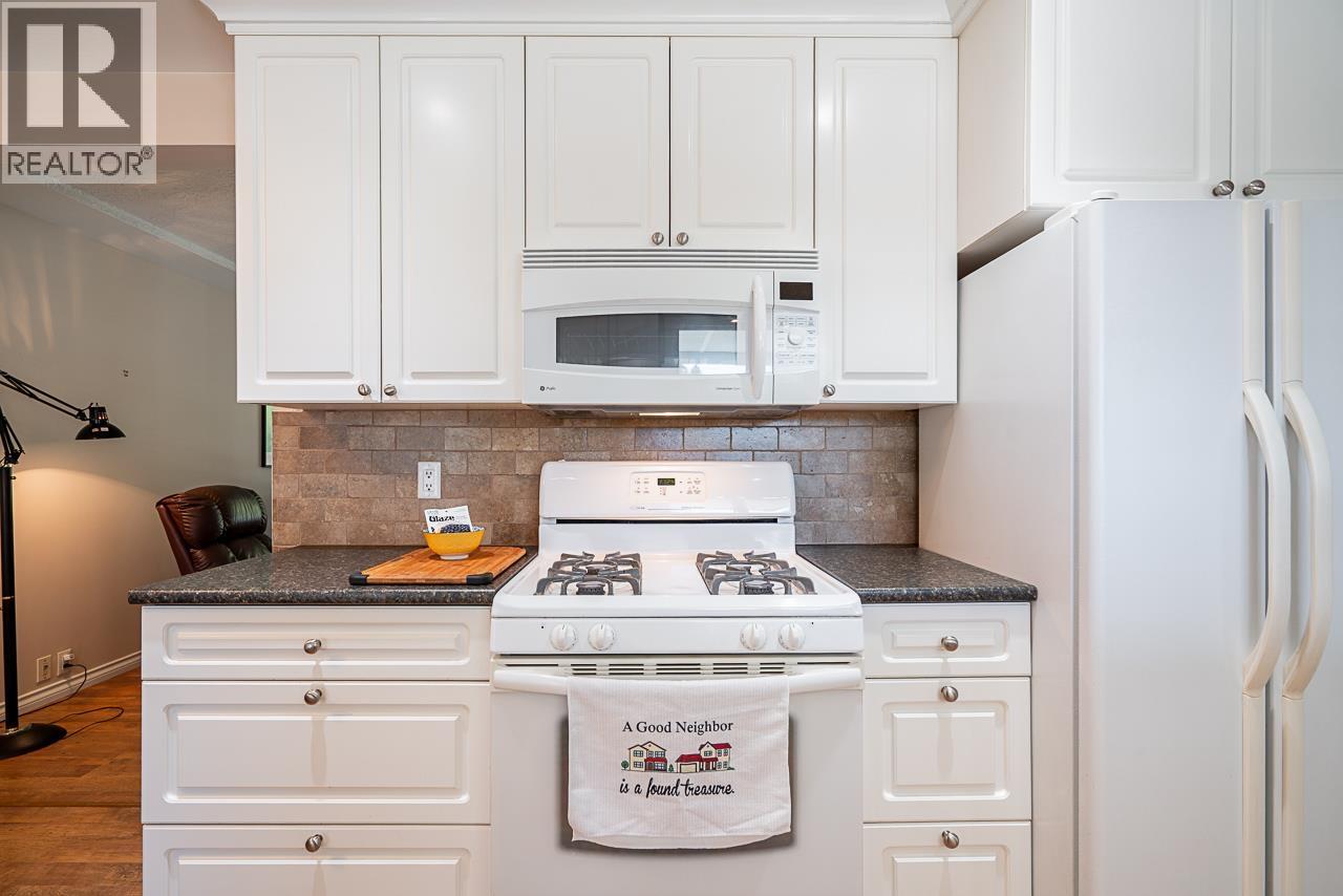 3726 SEFTON STREET, Port Coquitlam