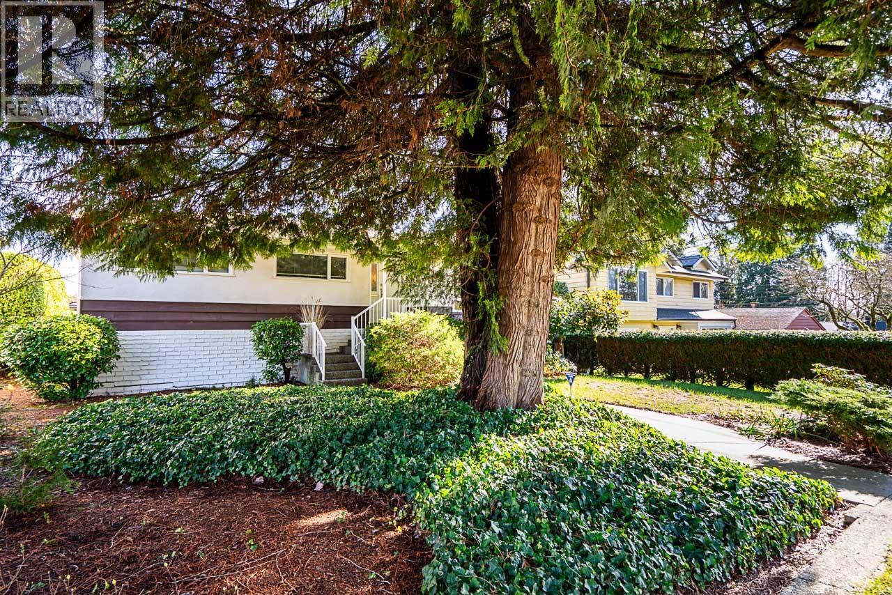 3726 SEFTON STREET, Port Coquitlam