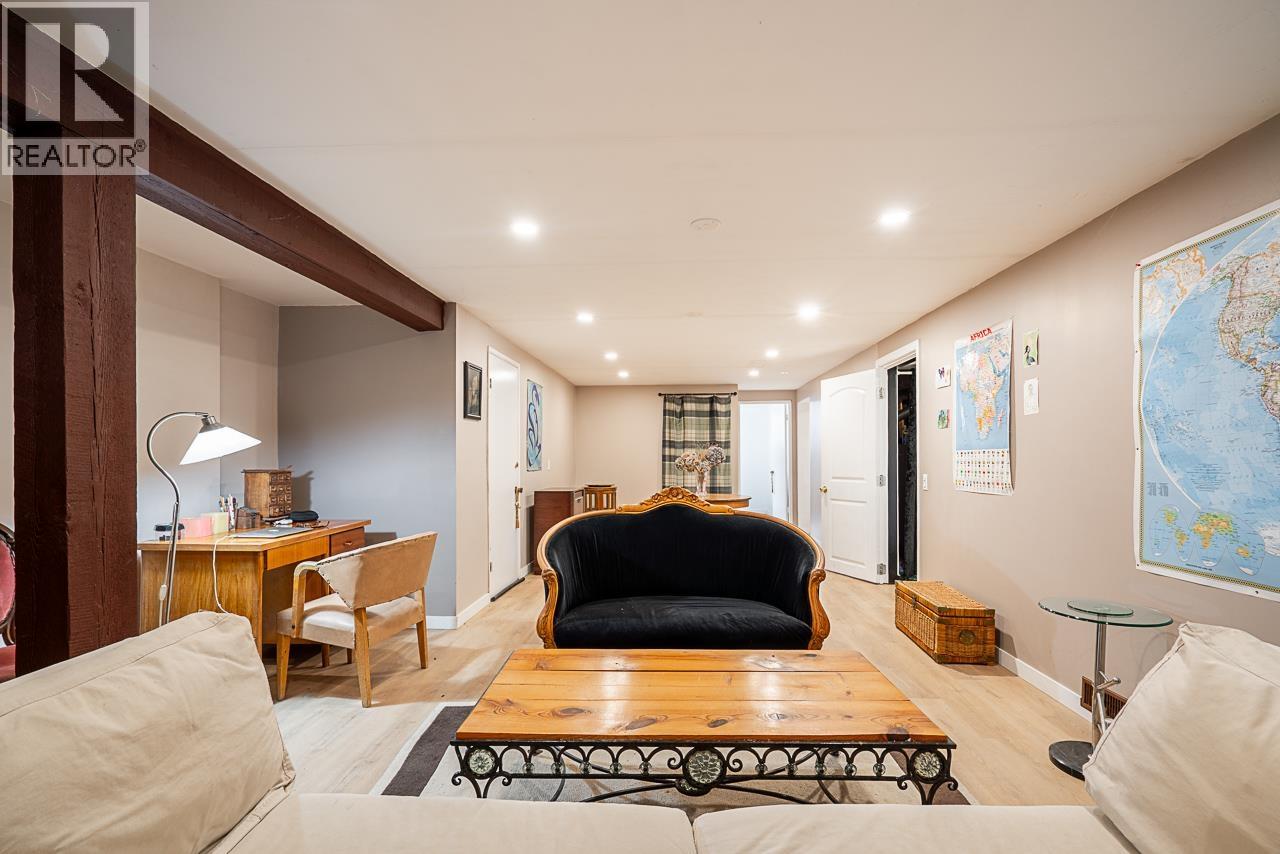 3726 SEFTON STREET, Port Coquitlam