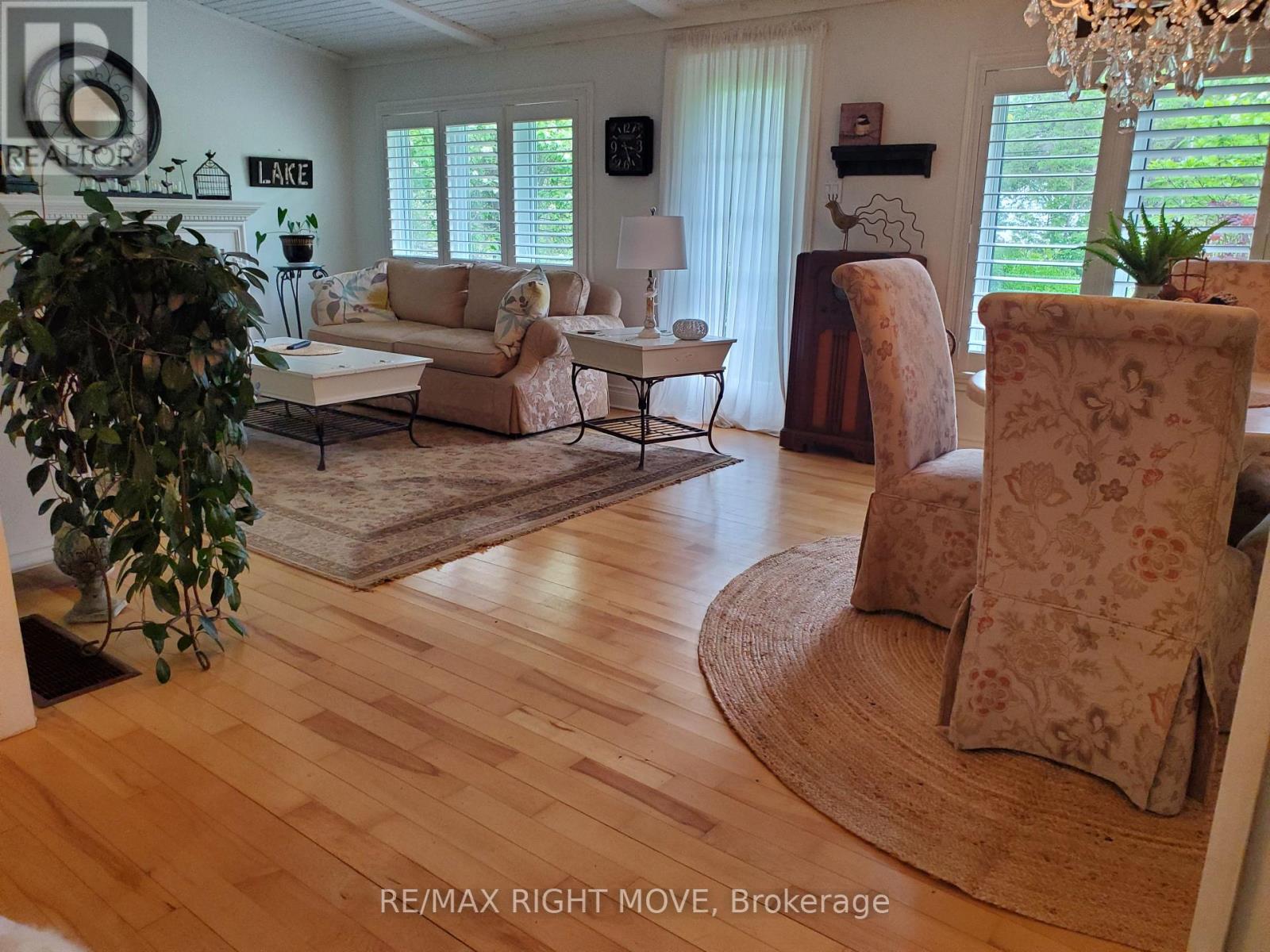 3528 GLENHAVEN BEACH ROAD - 16