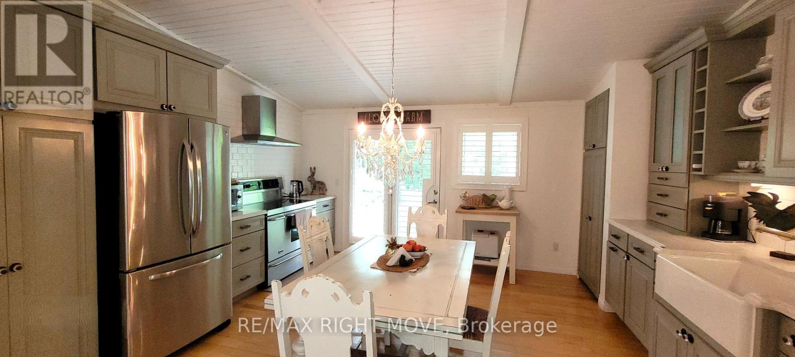3528 GLENHAVEN BEACH ROAD - 19