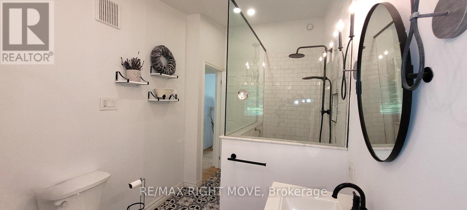 3528 GLENHAVEN BEACH ROAD - 29