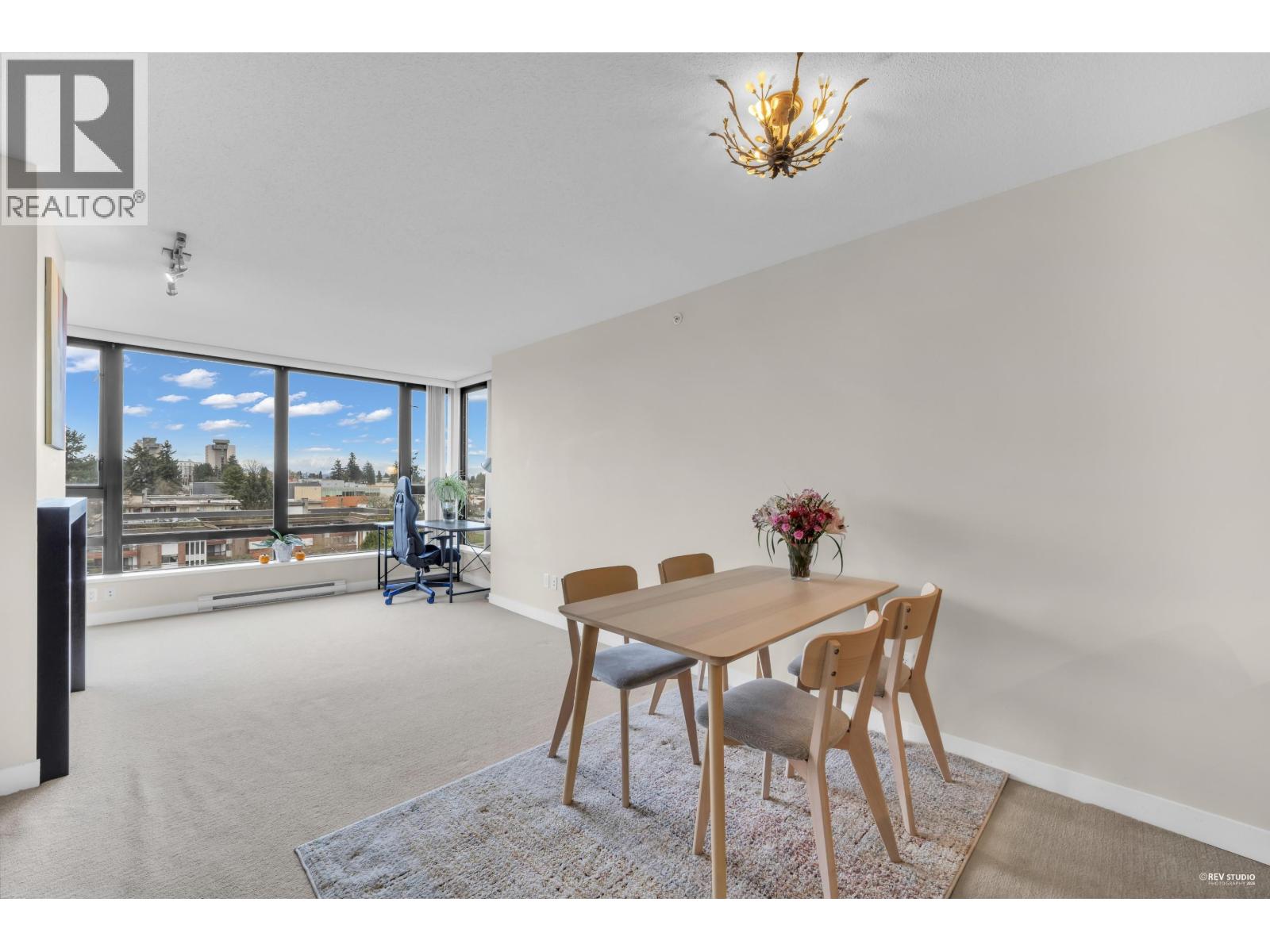 802 7325 ARCOLA STREET, Burnaby