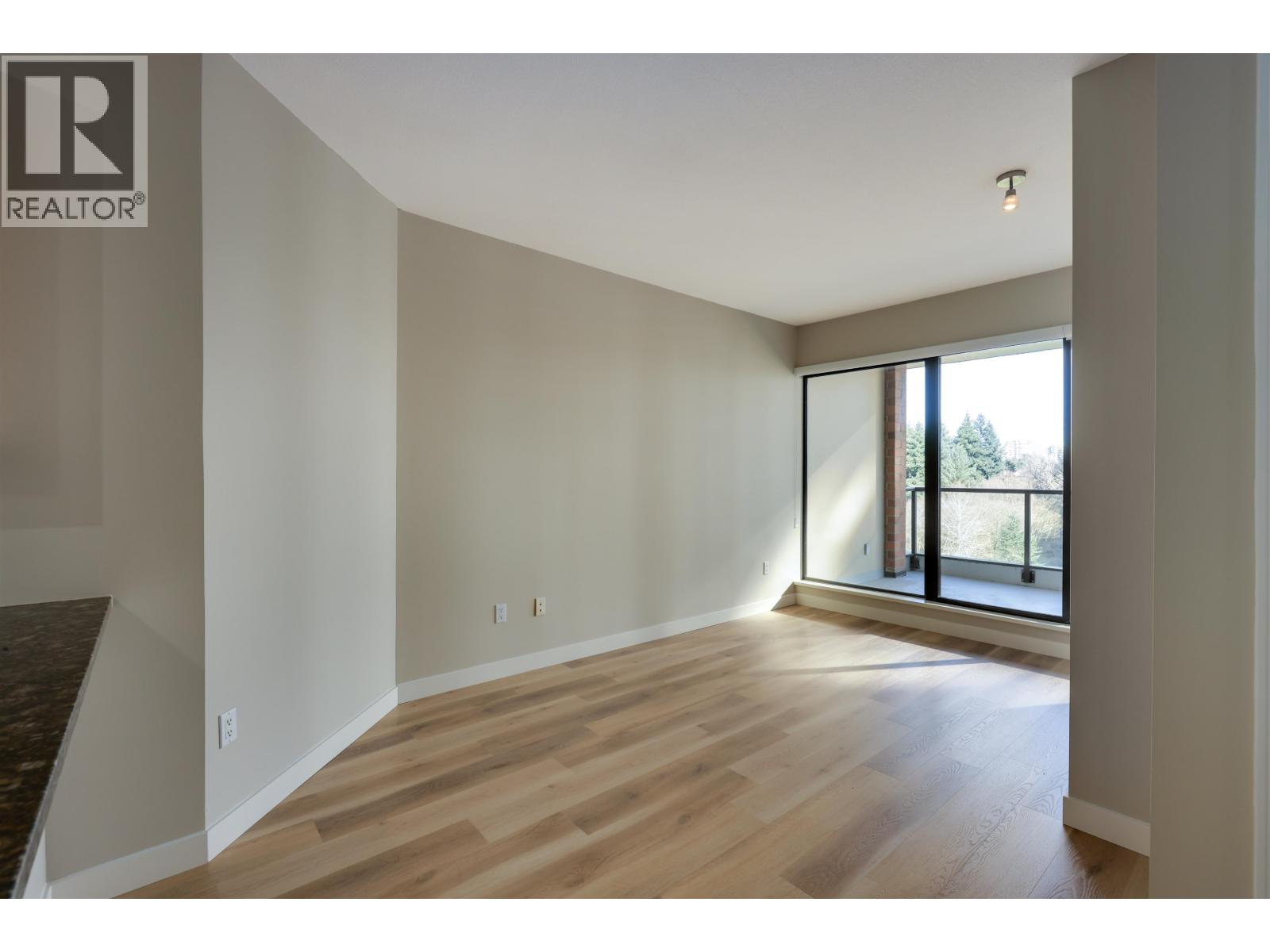 1004 6823 STATION HILL DRIVE, Burnaby