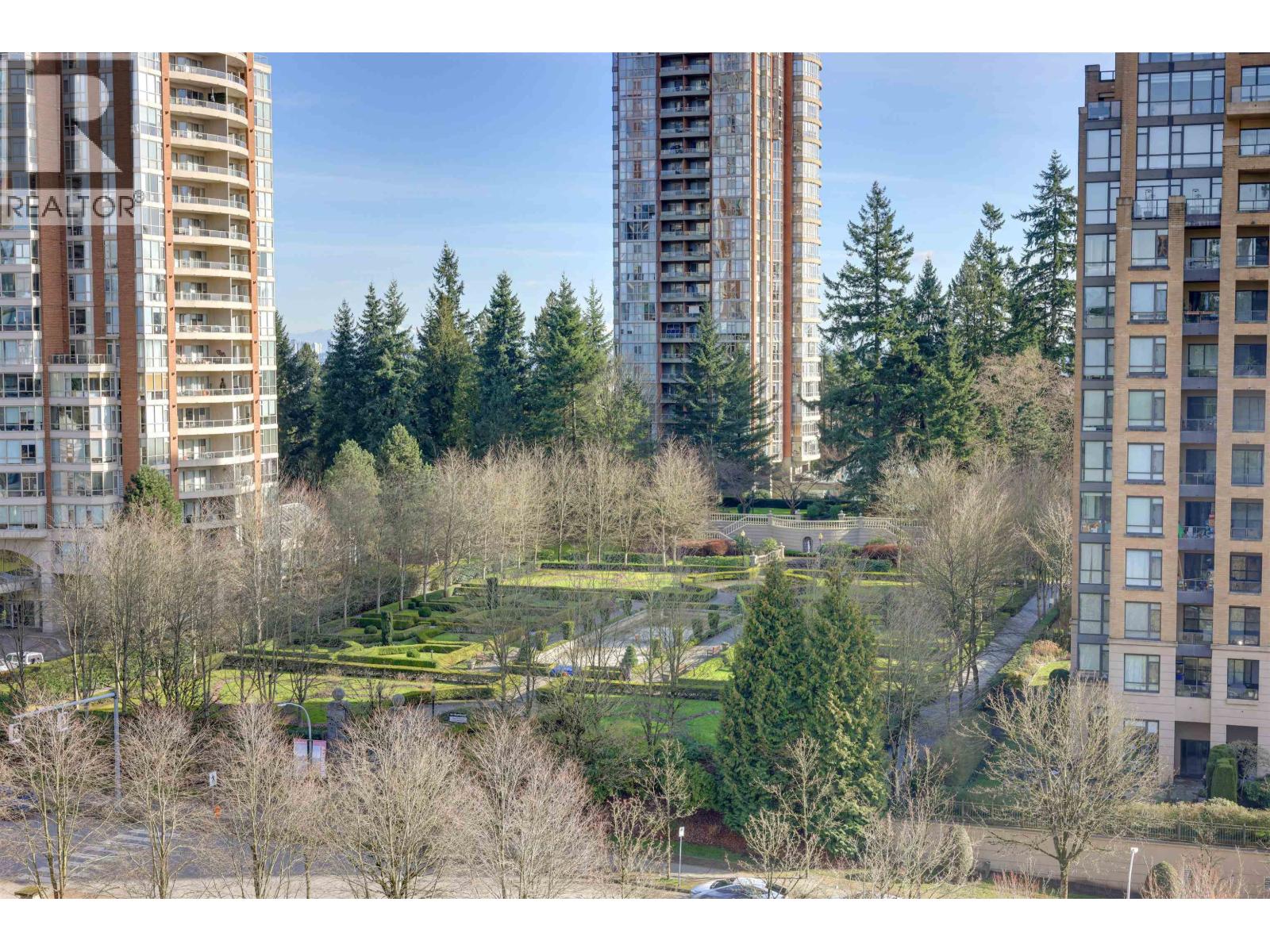 1004 6823 STATION HILL DRIVE, Burnaby