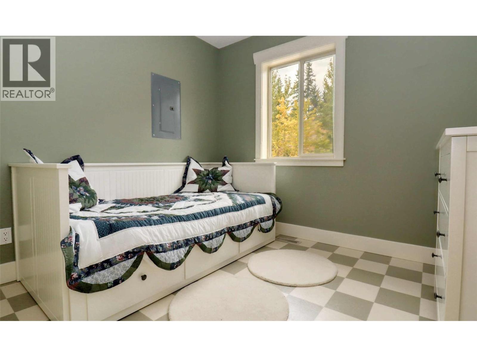 #195 2633 SQUILAX ANGLEMONT ROAD - 20