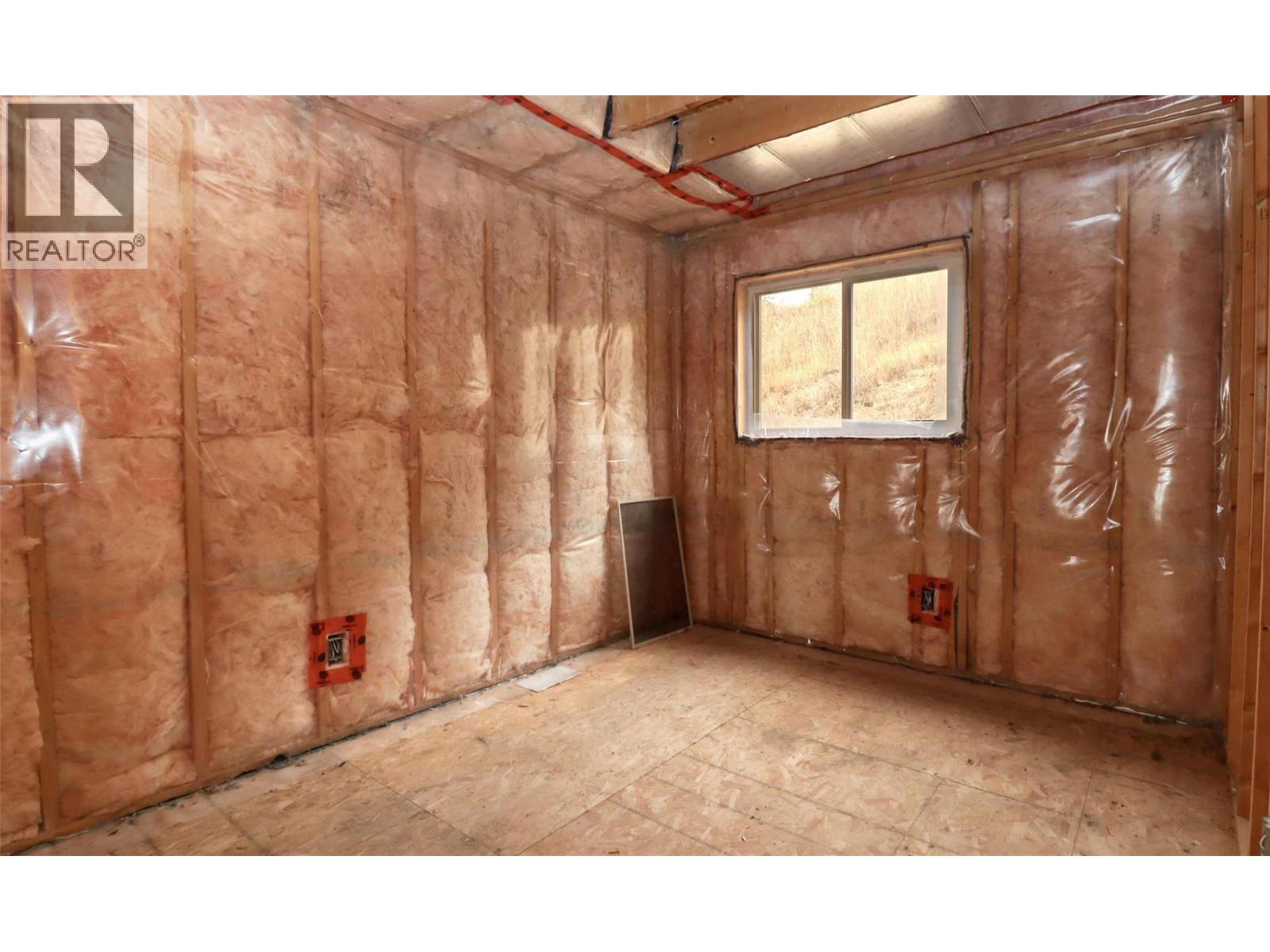 #140 2633 SQUILAX ANGLEMONT ROAD - 17