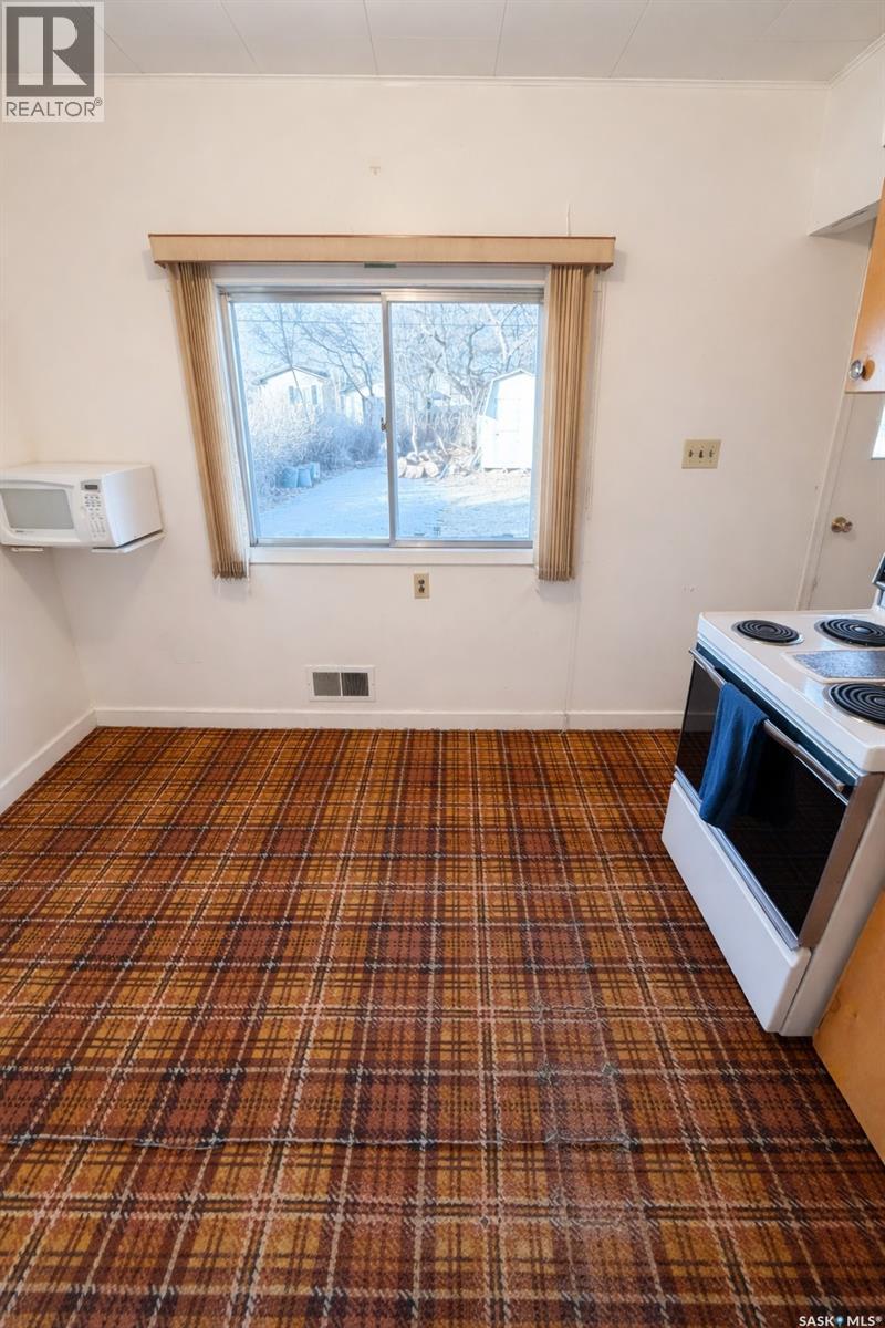 6366 Queens AVENUE — photo 7