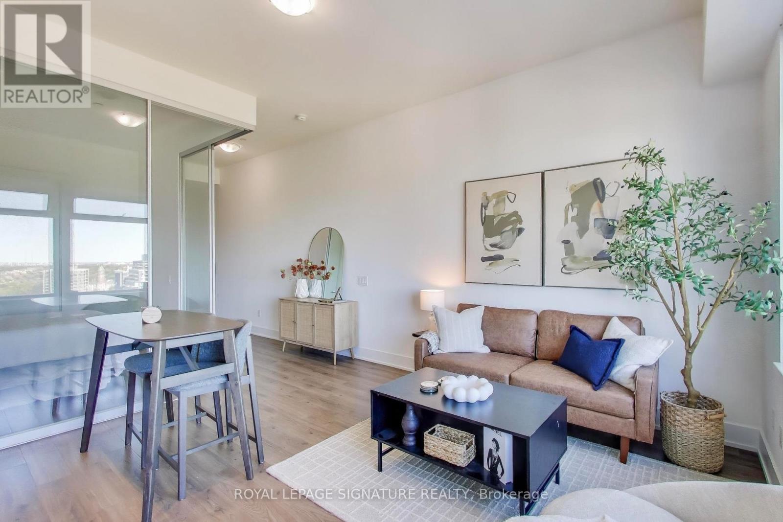 111 St Clair Avenue West 1826