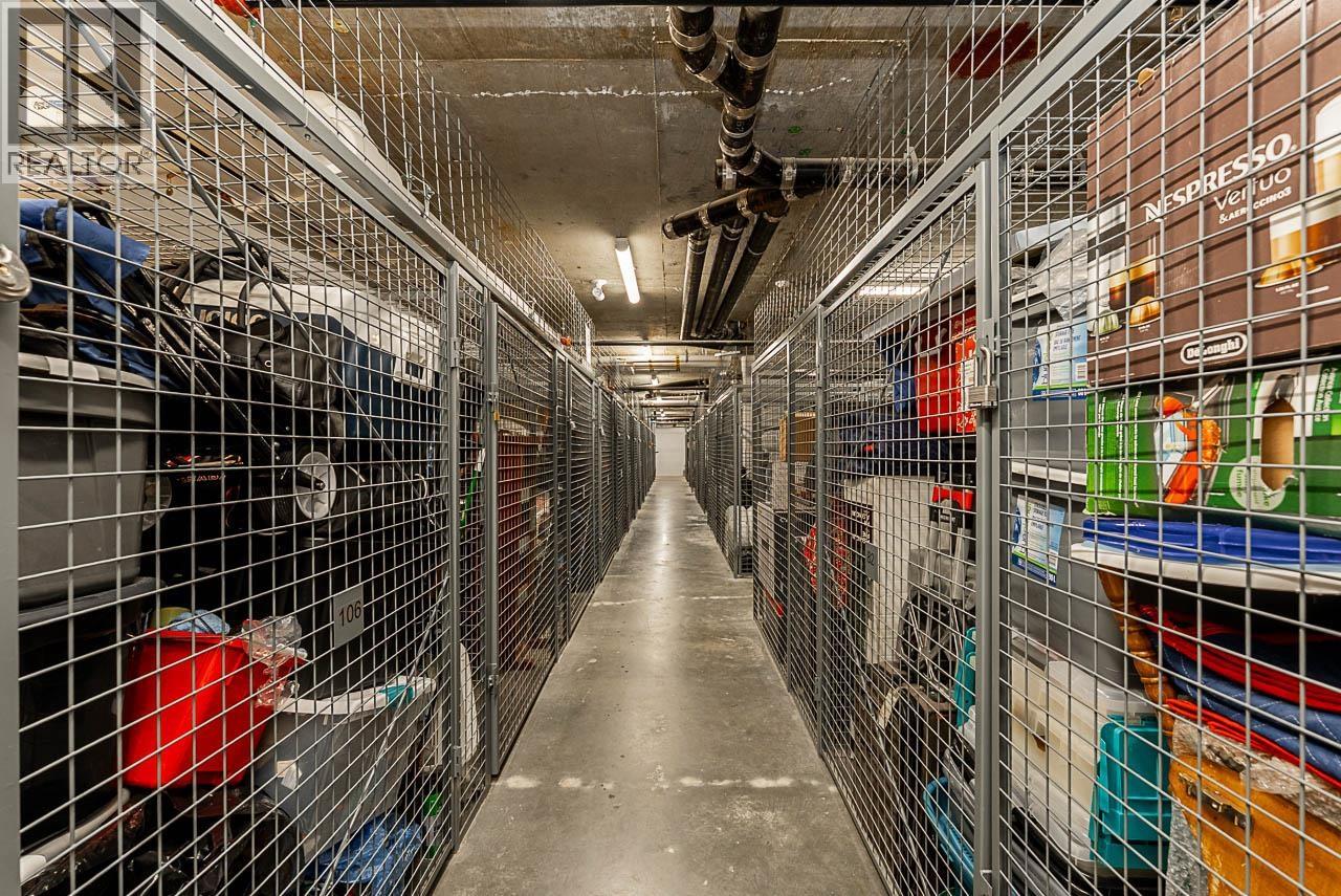 512 9888 UNIVERSITY CRESCENT, Burnaby