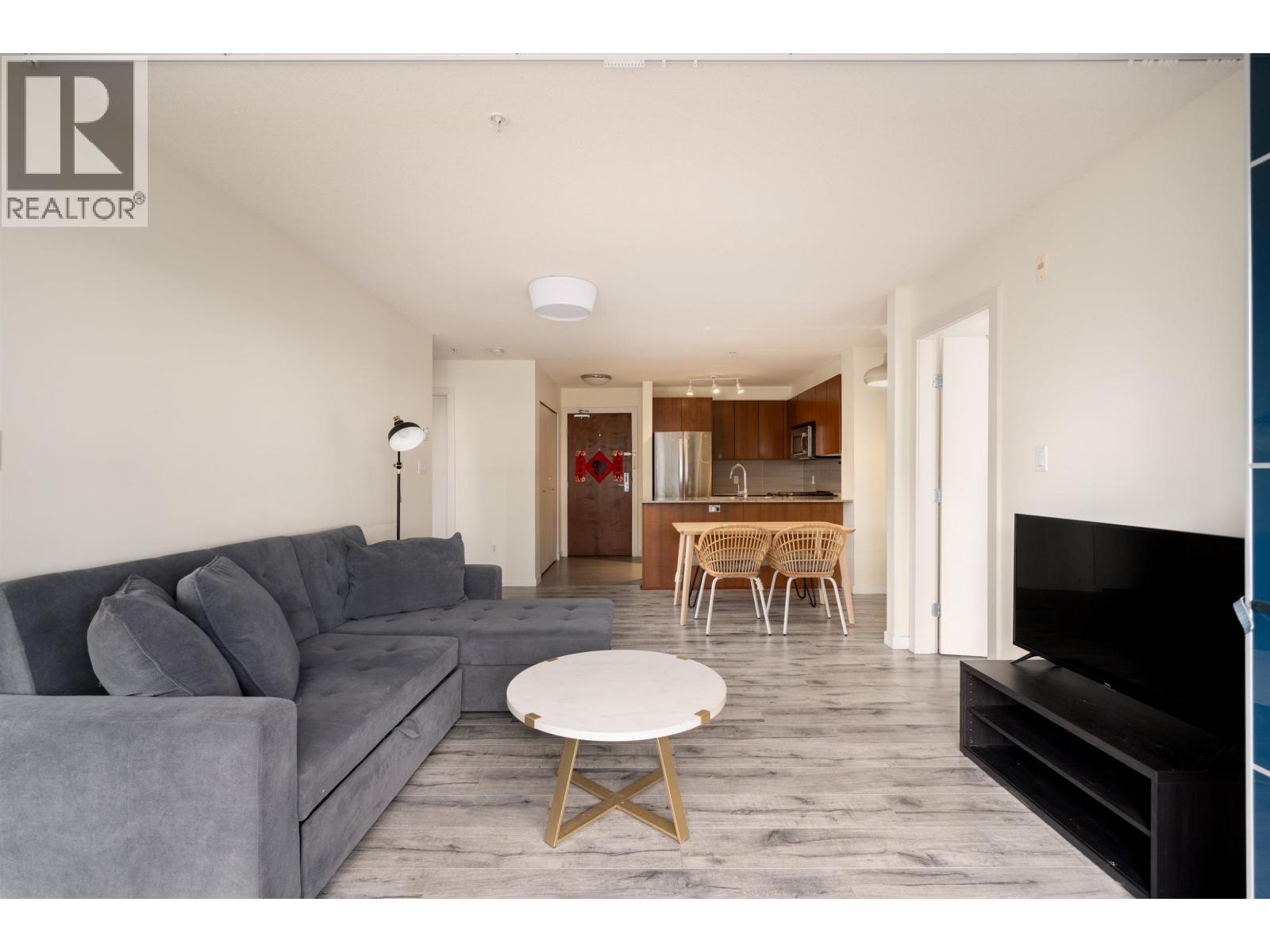 303 5775 IRMIN STREET, Burnaby