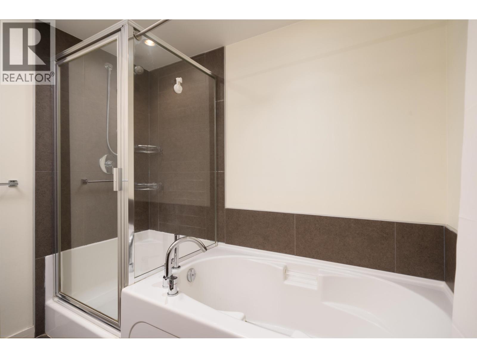 303 5775 IRMIN STREET, Burnaby