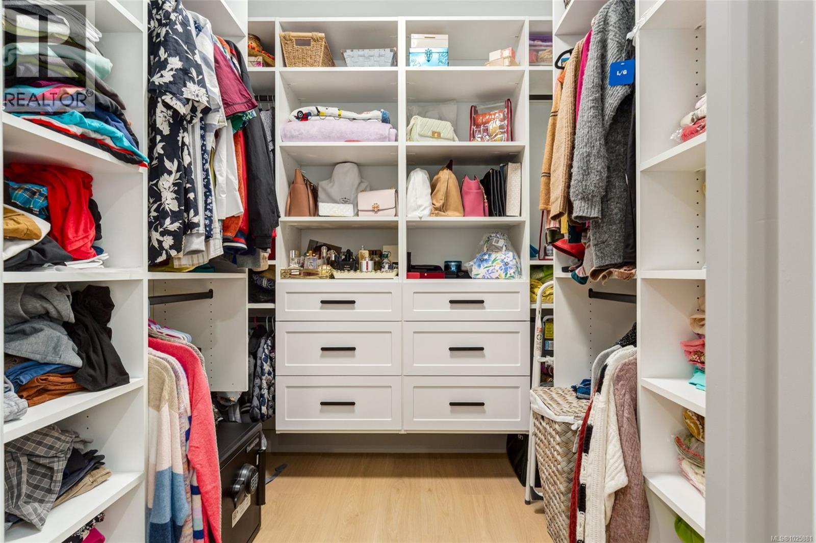 917 OLD VICTORIA RD - 29