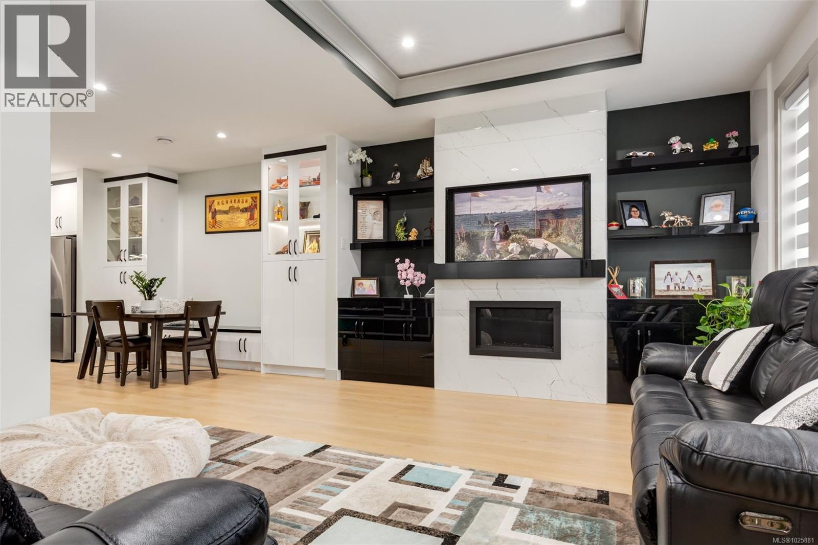 917 OLD VICTORIA RD - 12