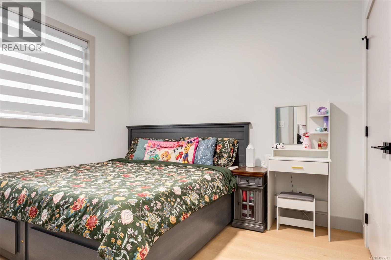 917 OLD VICTORIA RD - 30