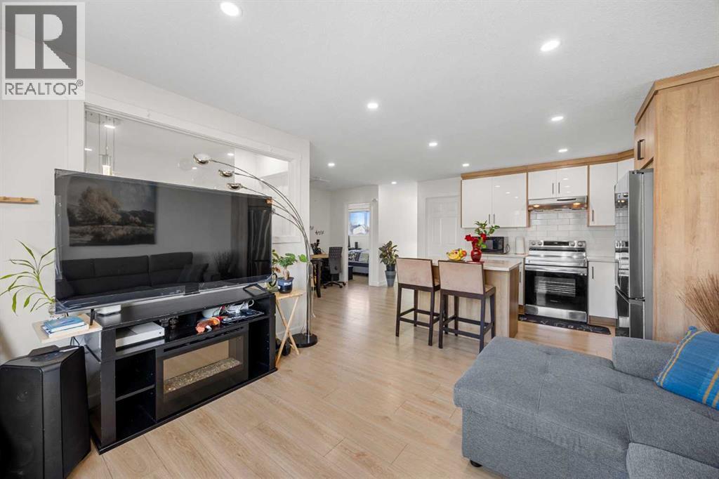 Single Family House Bi-level for Sale in  Radley Place SE Albert Park/Radisson Heights Calgary 