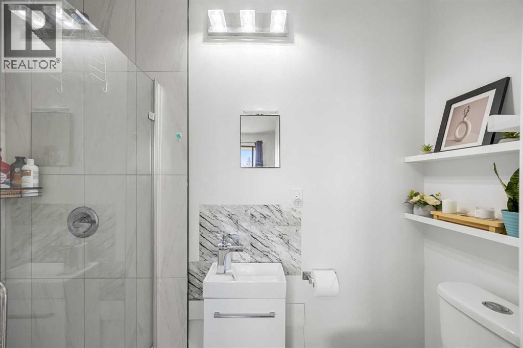 Single Family House Bi-level for Sale in  Radley Place SE Albert Park/Radisson Heights Calgary 