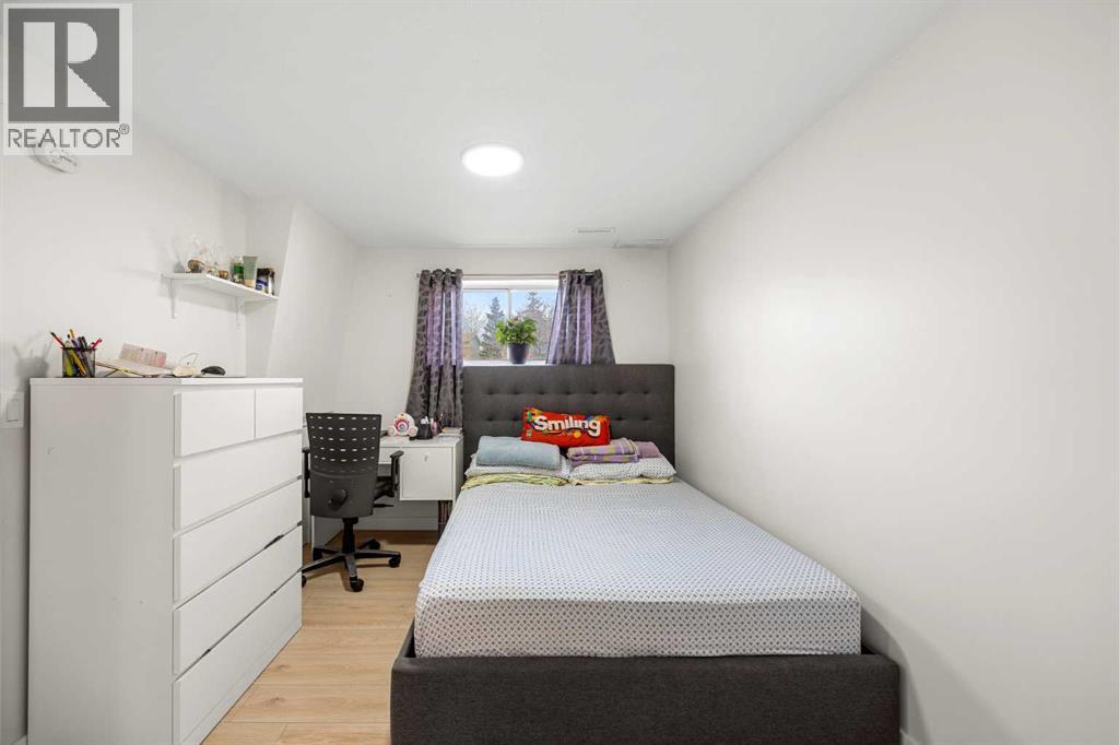 Single Family House Bi-level for Sale in  Radley Place SE Albert Park/Radisson Heights Calgary 